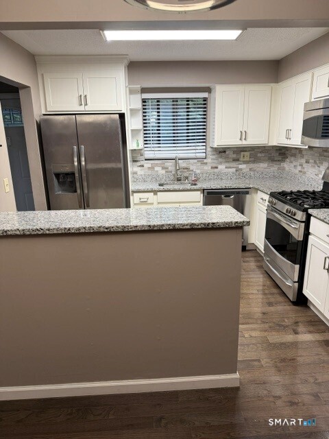 60 Sutton Place photo 15