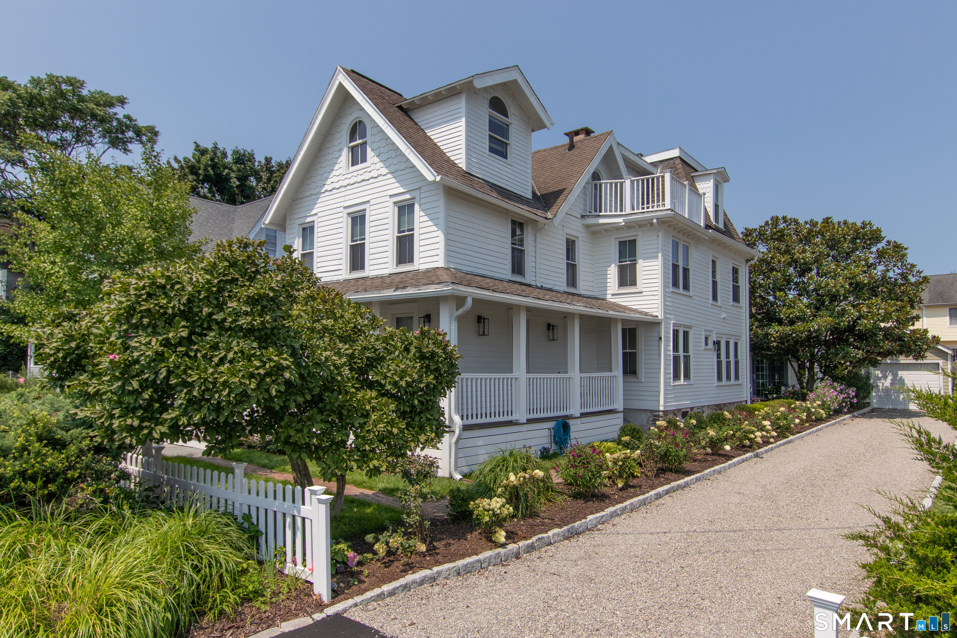 16 Burwell Street