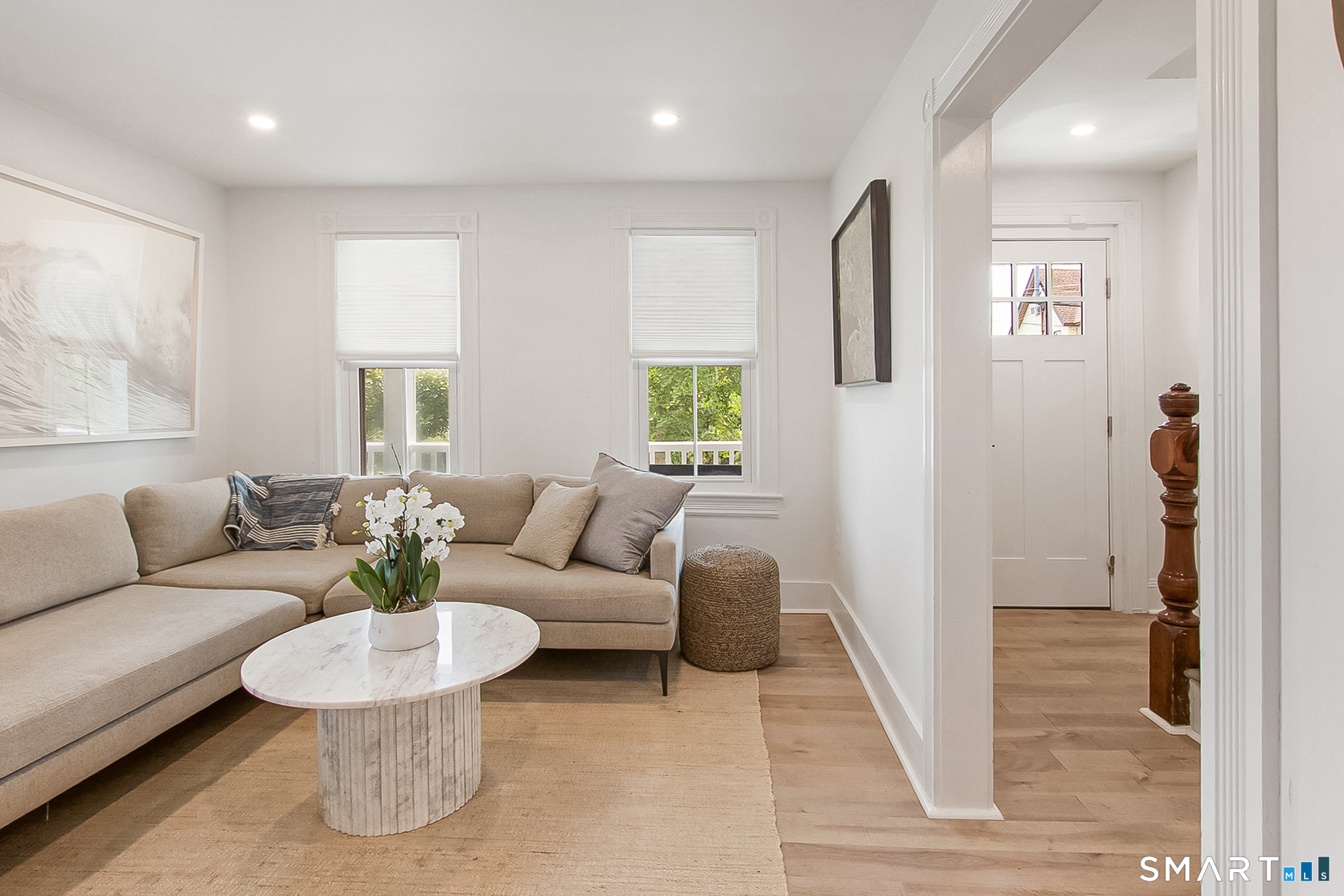 16 Burwell Street photo 6