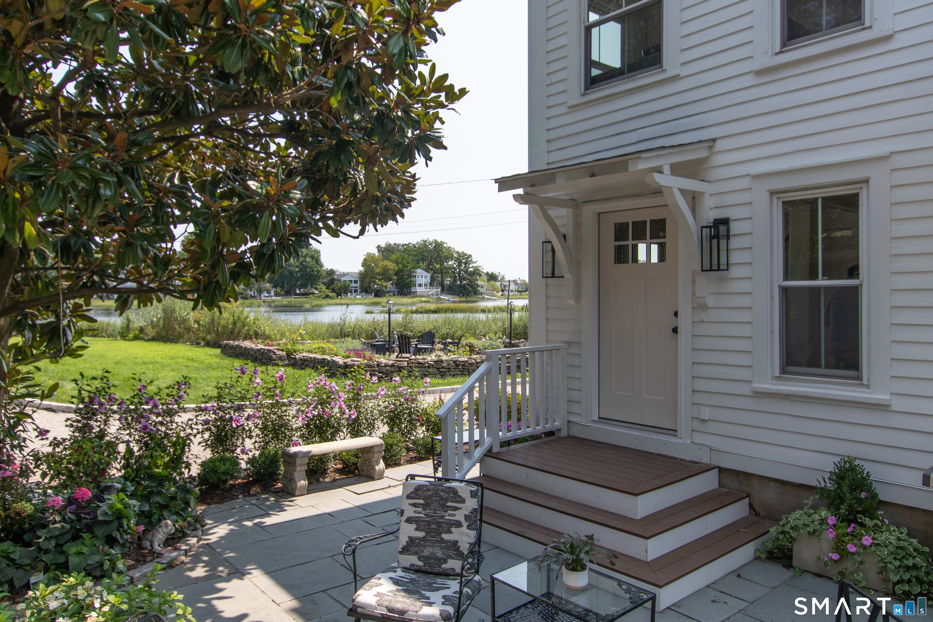 16 Burwell Street photo 32