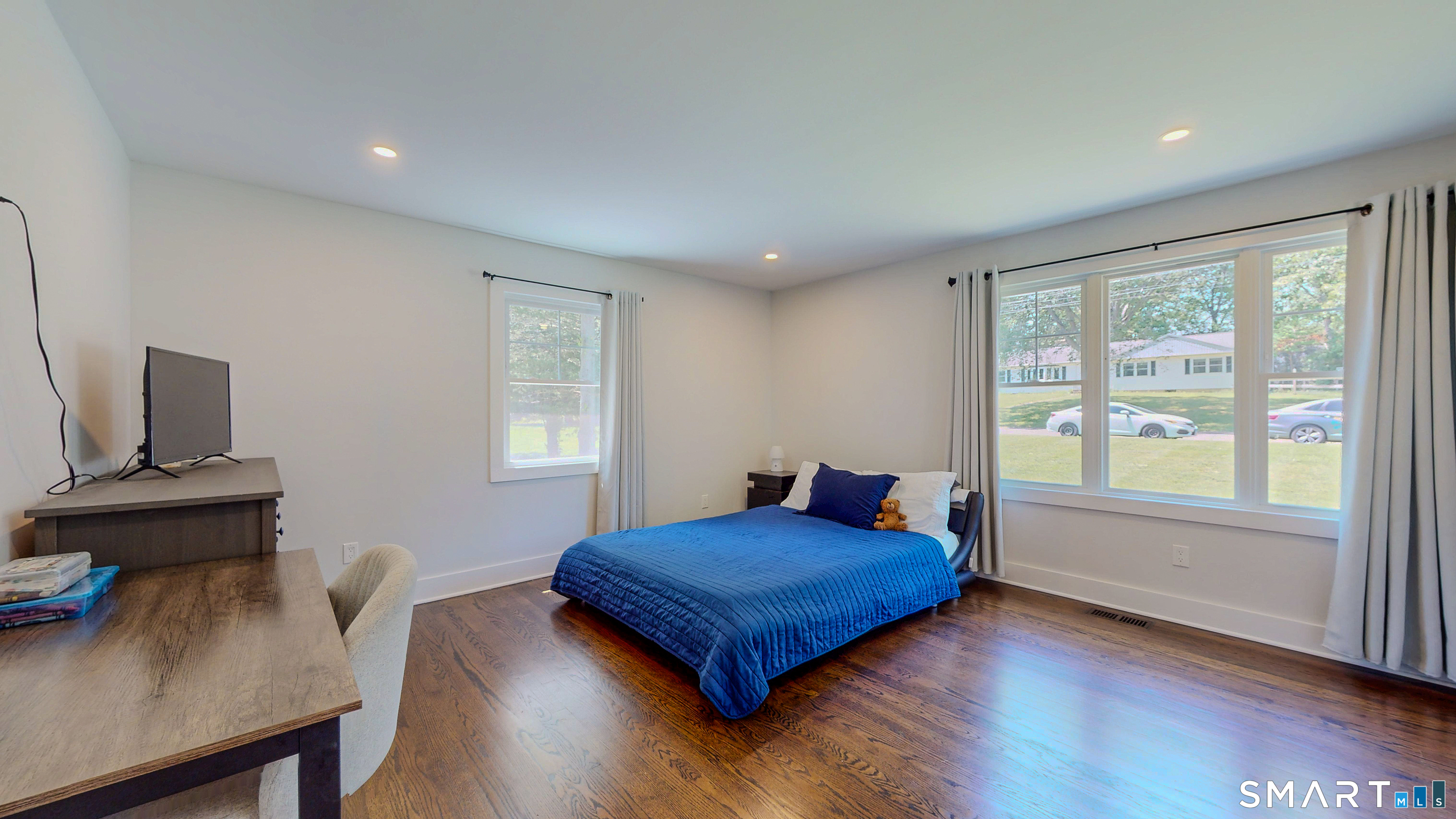 473 Summit Drive photo 22