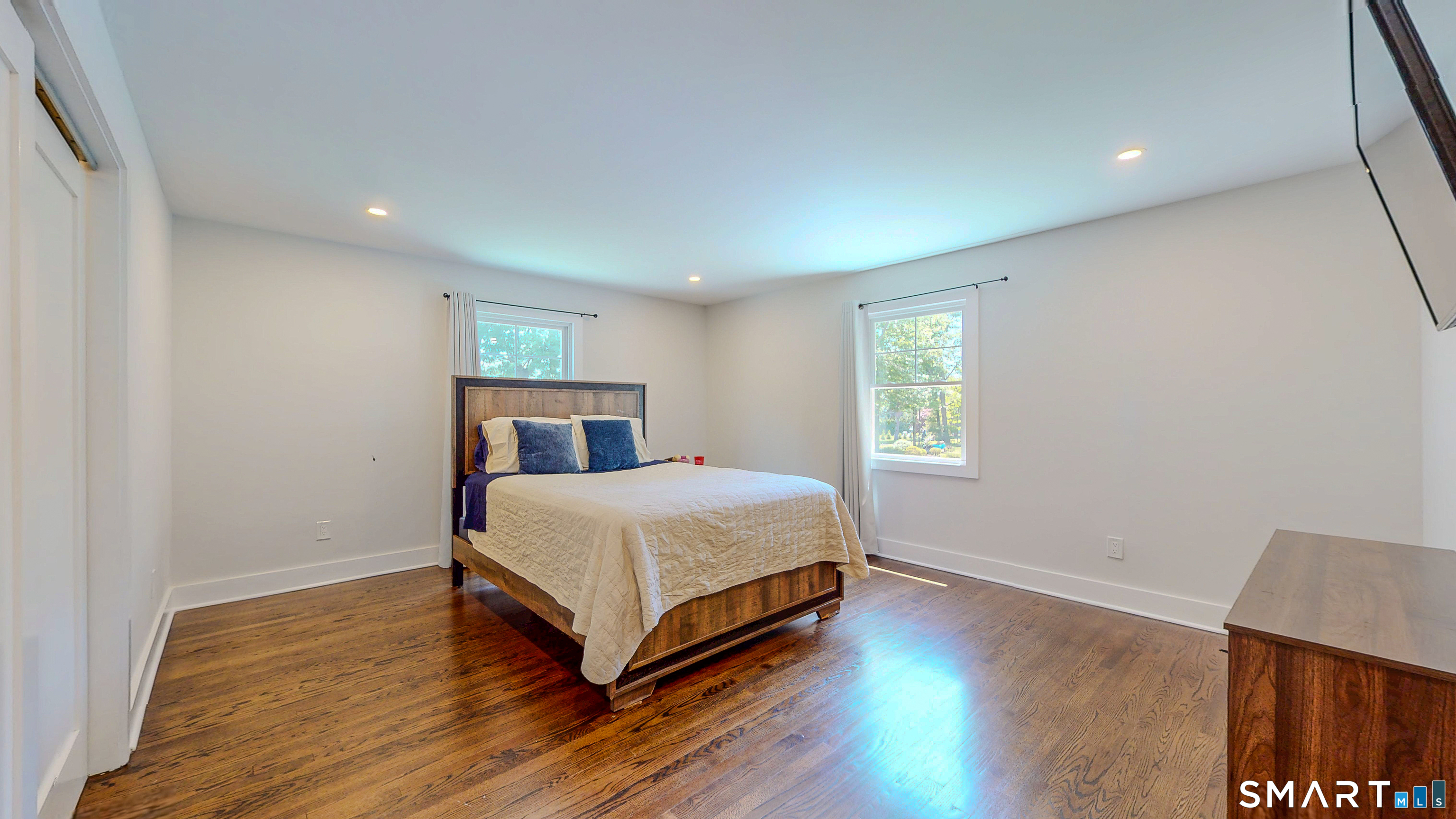 473 Summit Drive photo 24