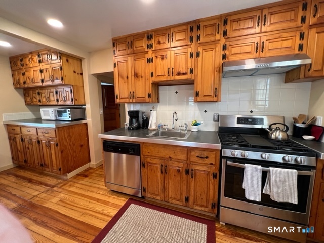 243 Harbor Street photo 13