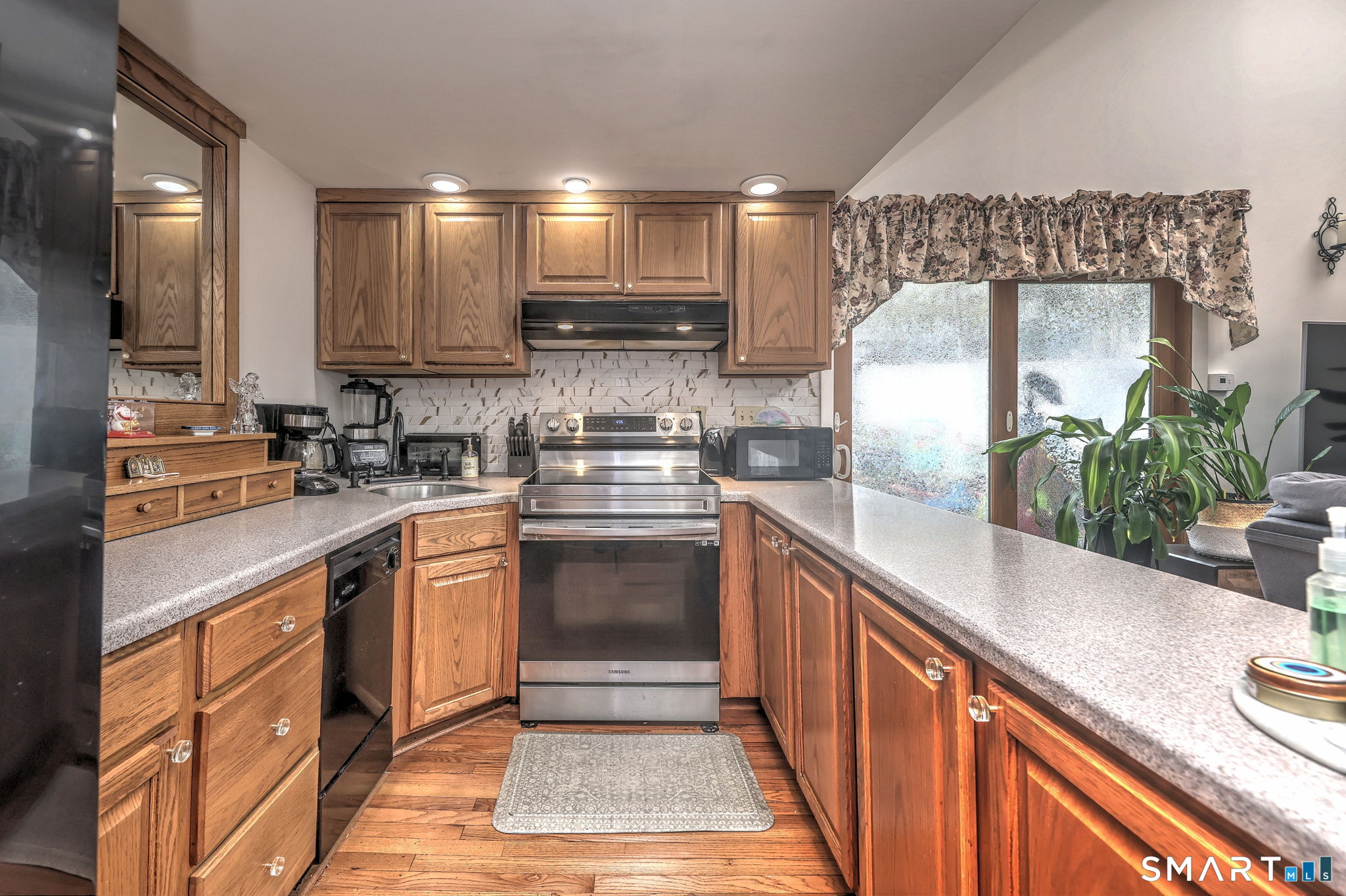240 Quenby Place photo 34
