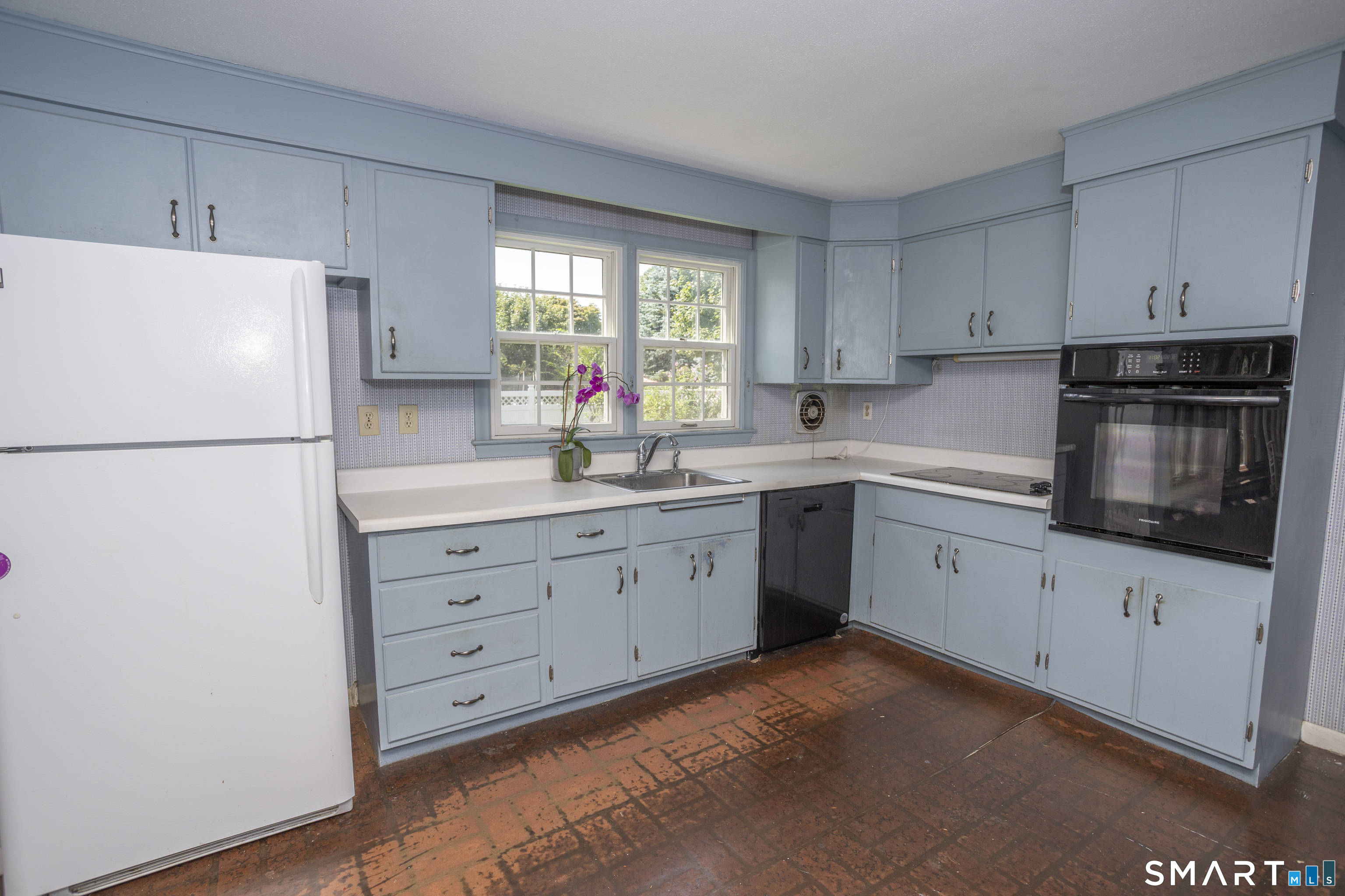 46 Farview Avenue photo 13