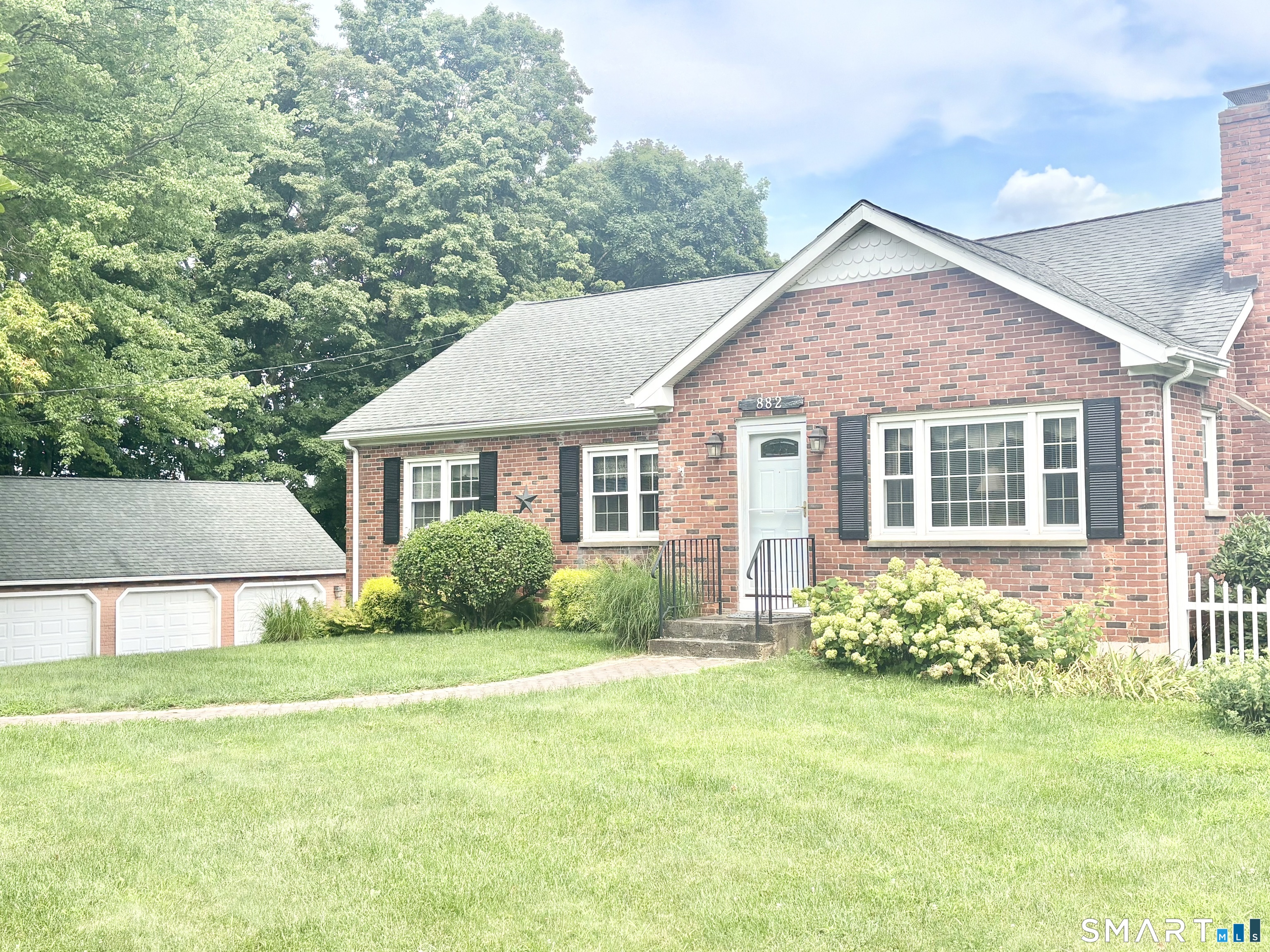 1st image of 882 Avery St, South Windsor, CT 06074 | MLS# 24198887