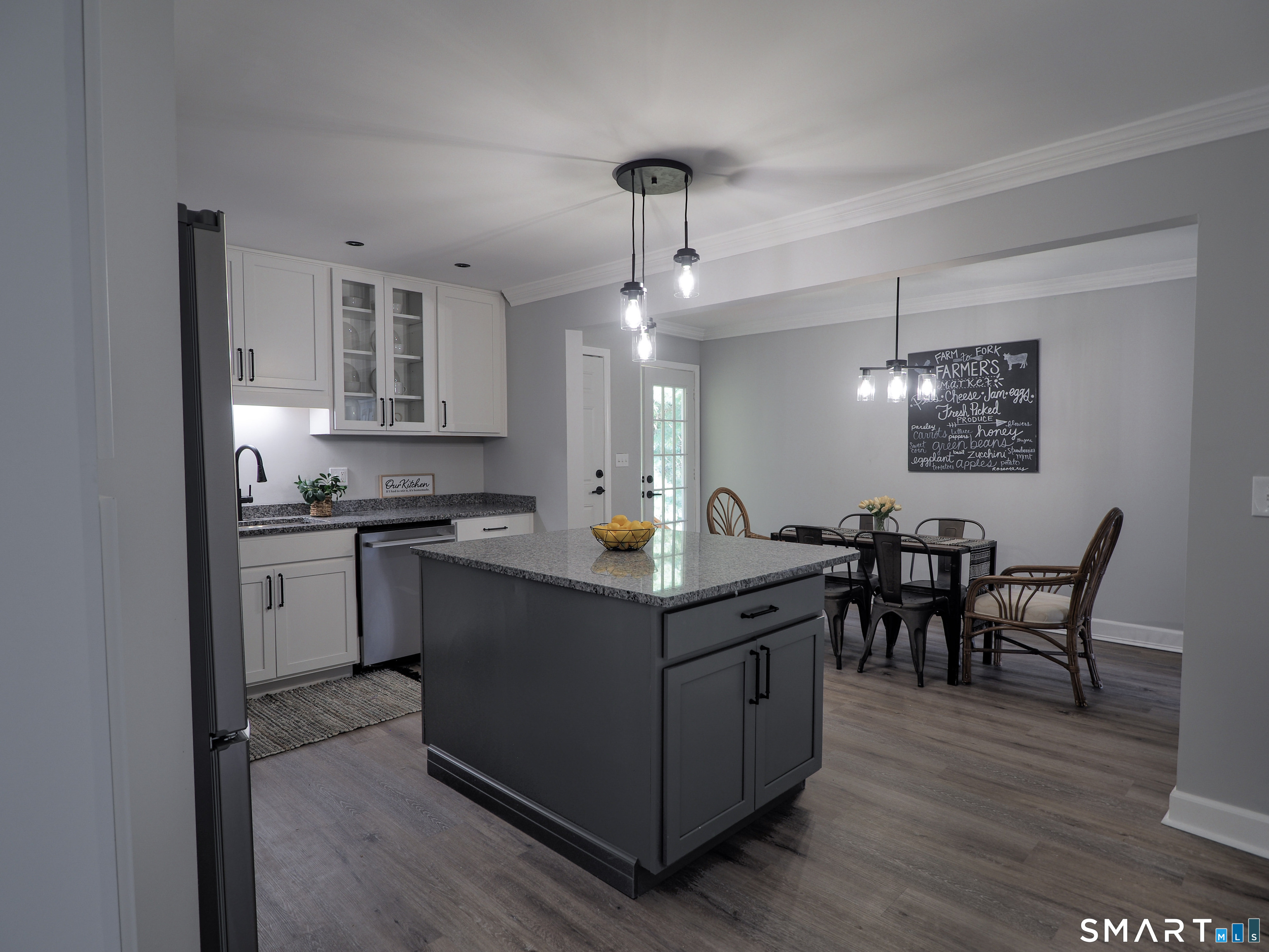 78 Venice Avenue photo 10