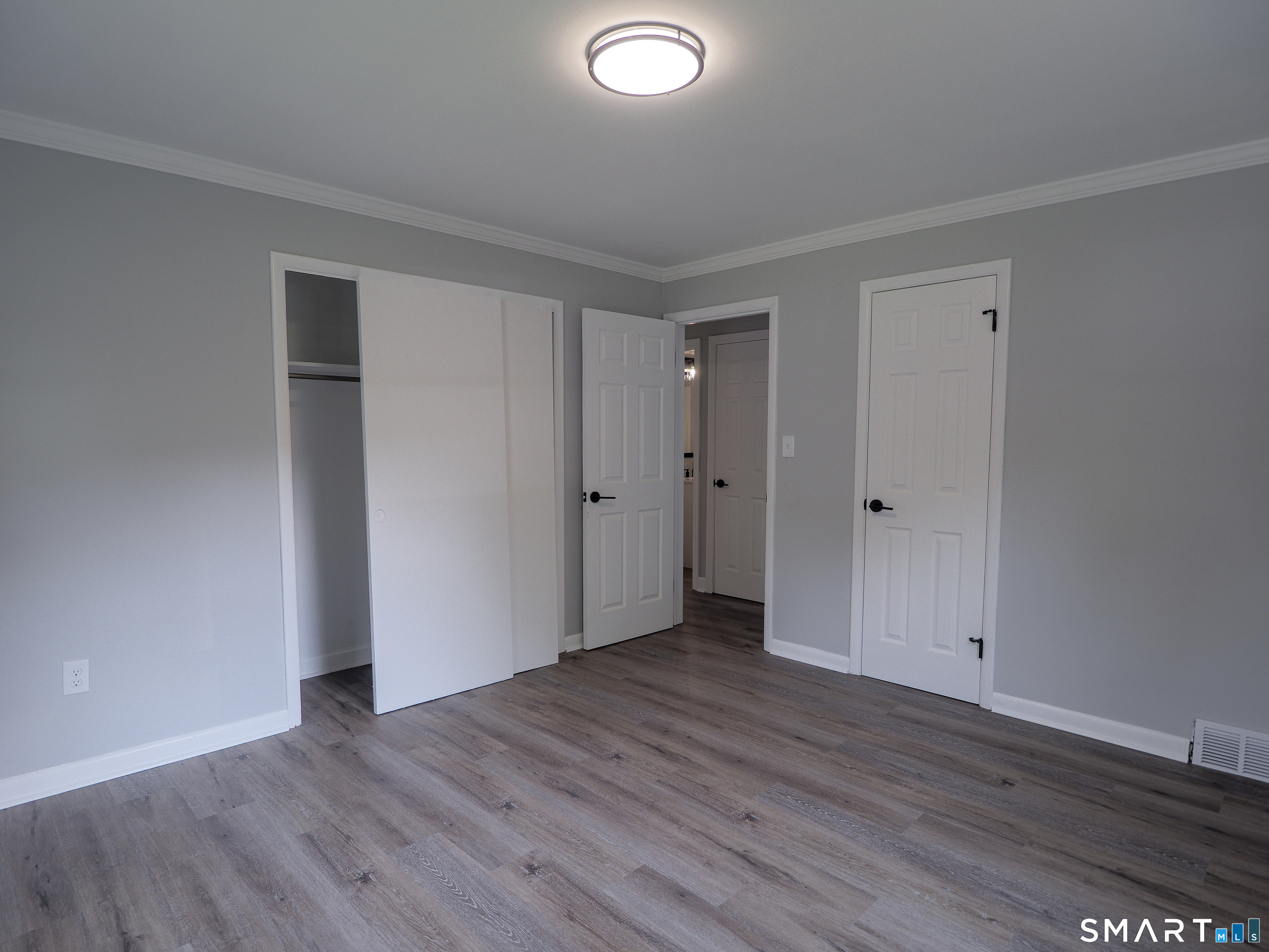 78 Venice Avenue photo 23