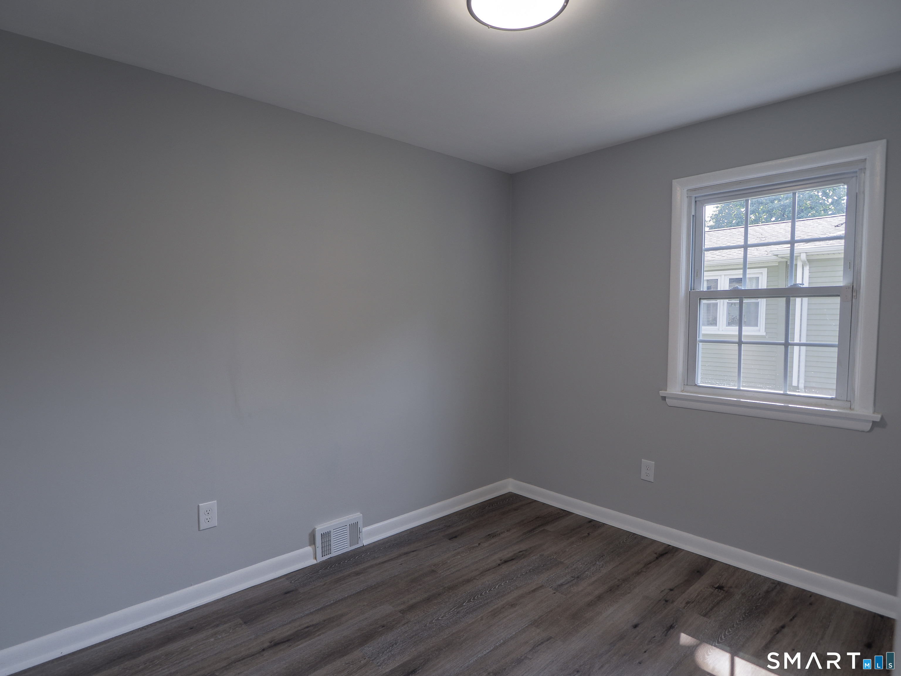78 Venice Avenue photo 24