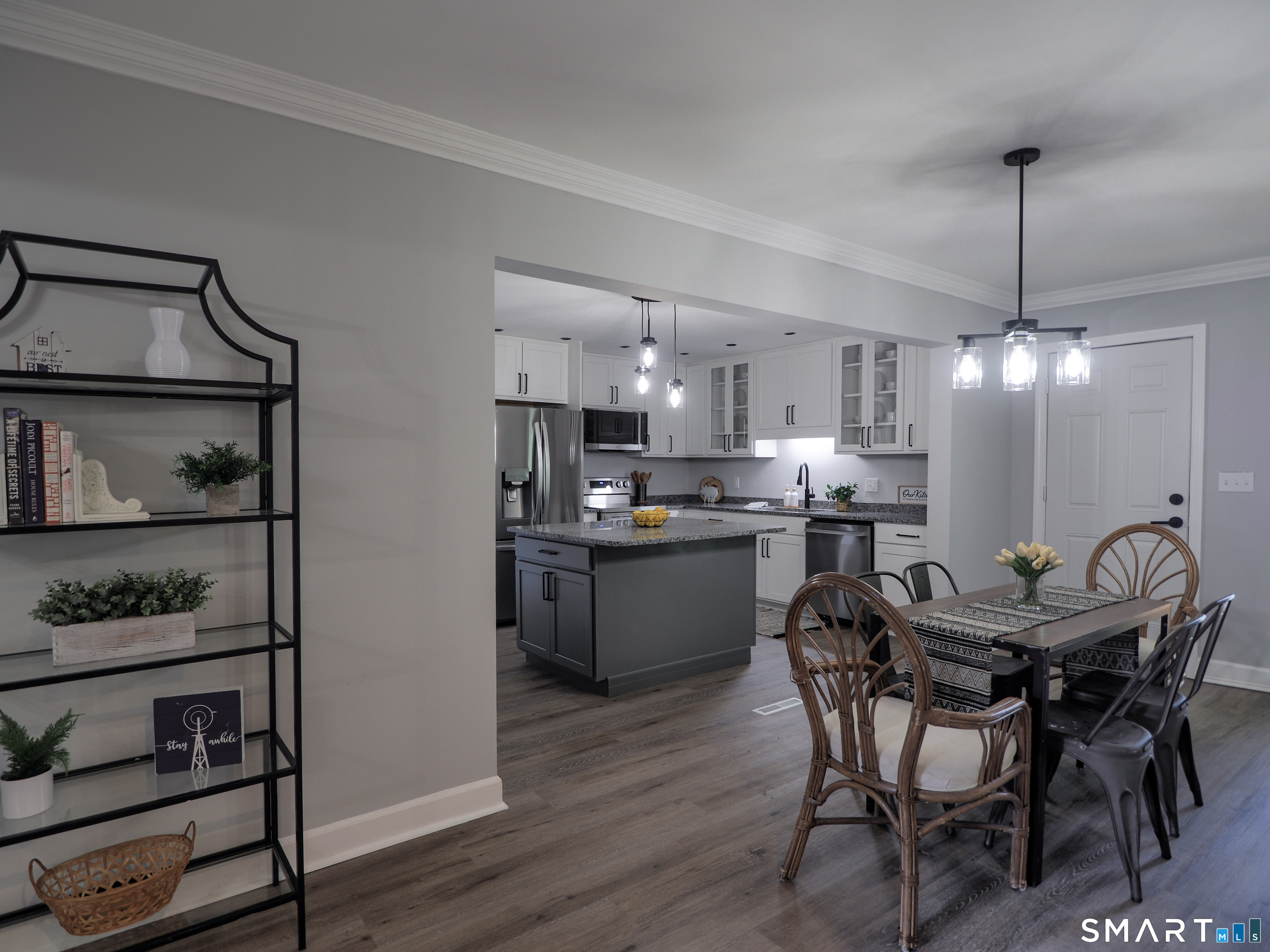 78 Venice Avenue photo 11