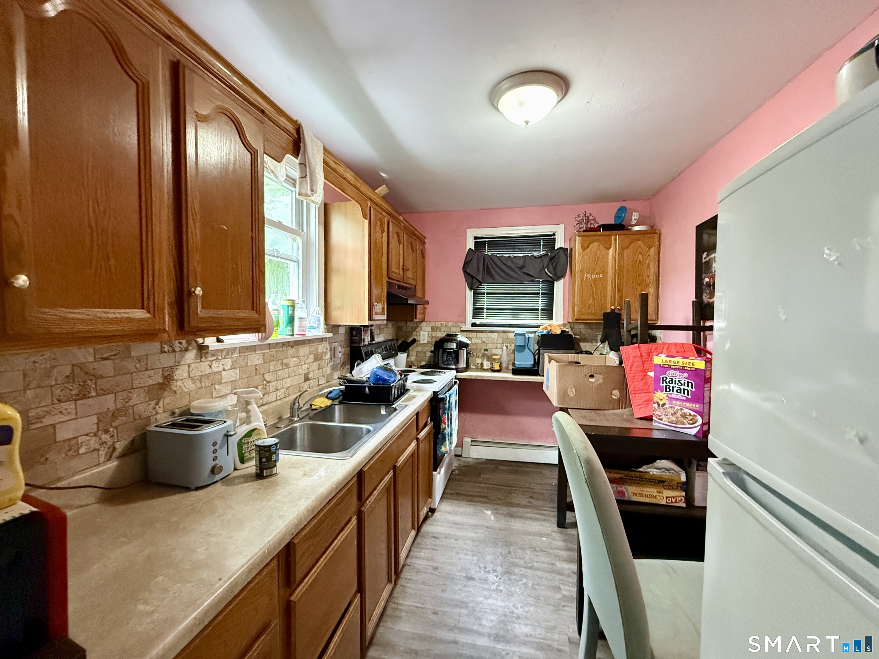 387 Colony Street photo 12