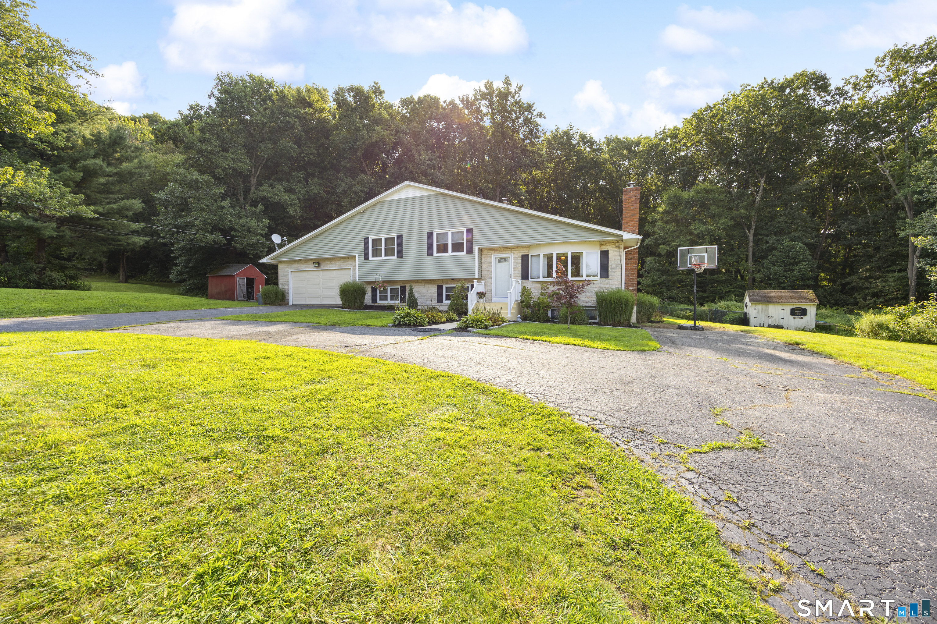 20 Lindsley Drive photo 2