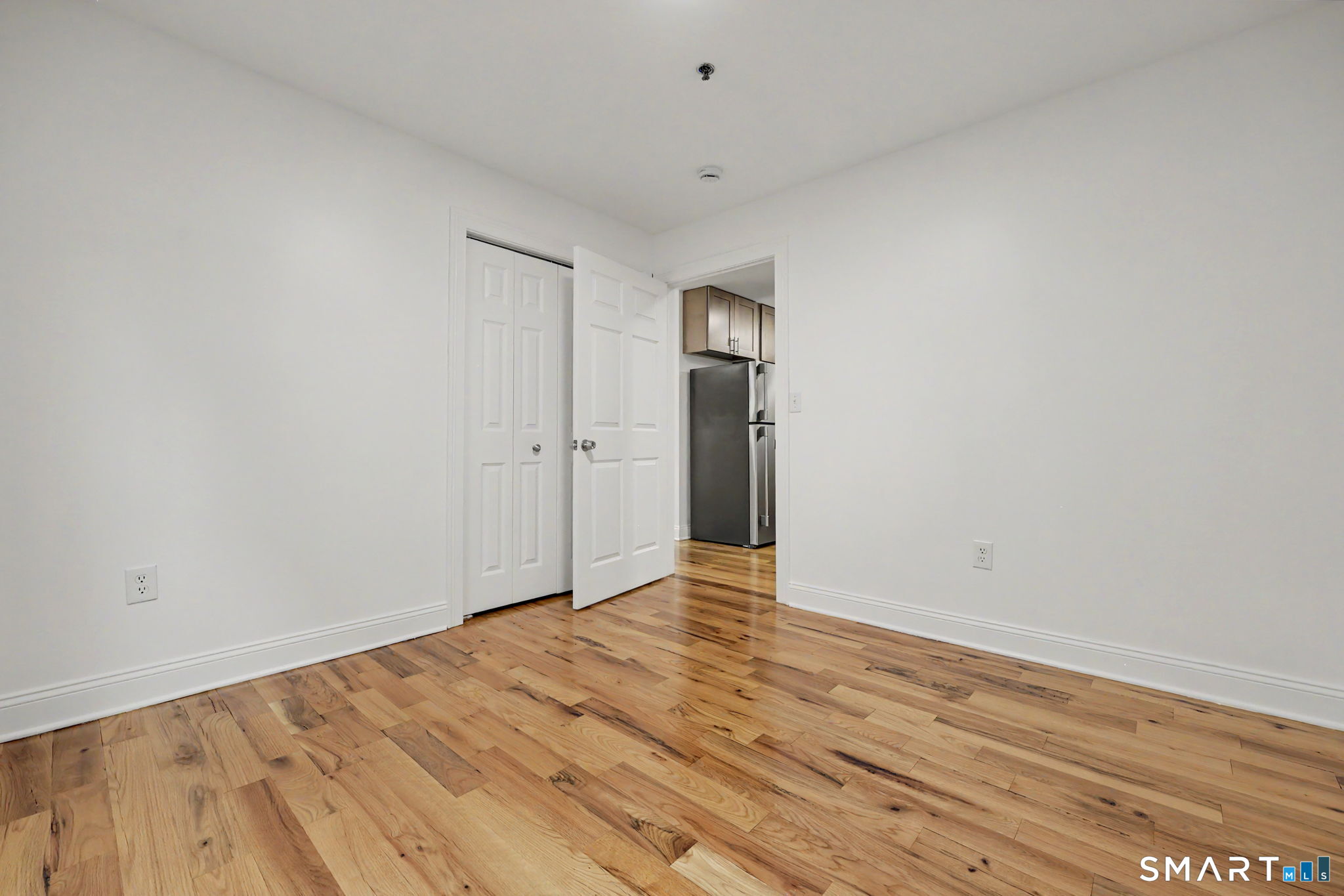 863-865 Brewster Street photo 12