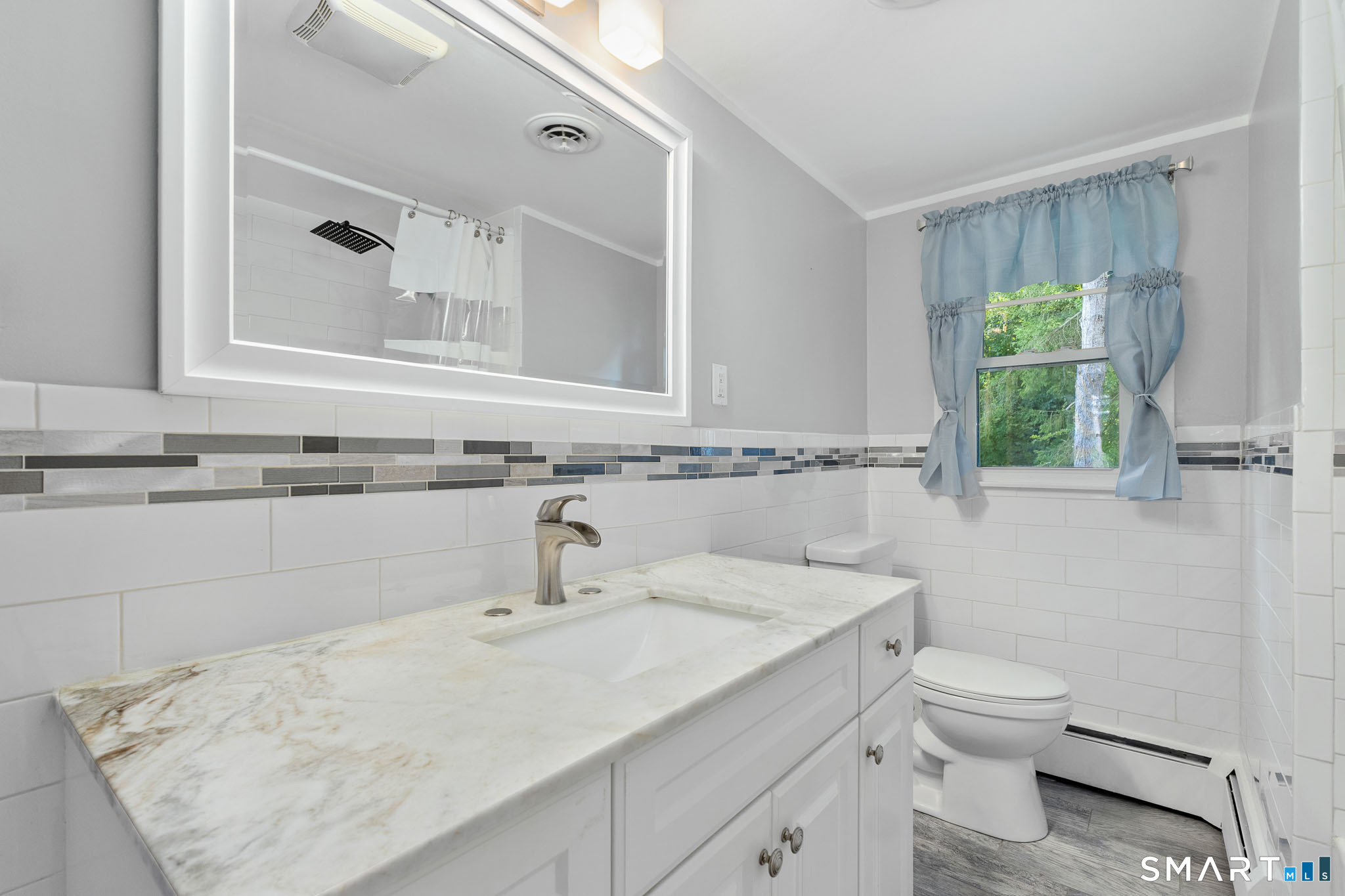 111 Juniper Ridge Drive photo 14