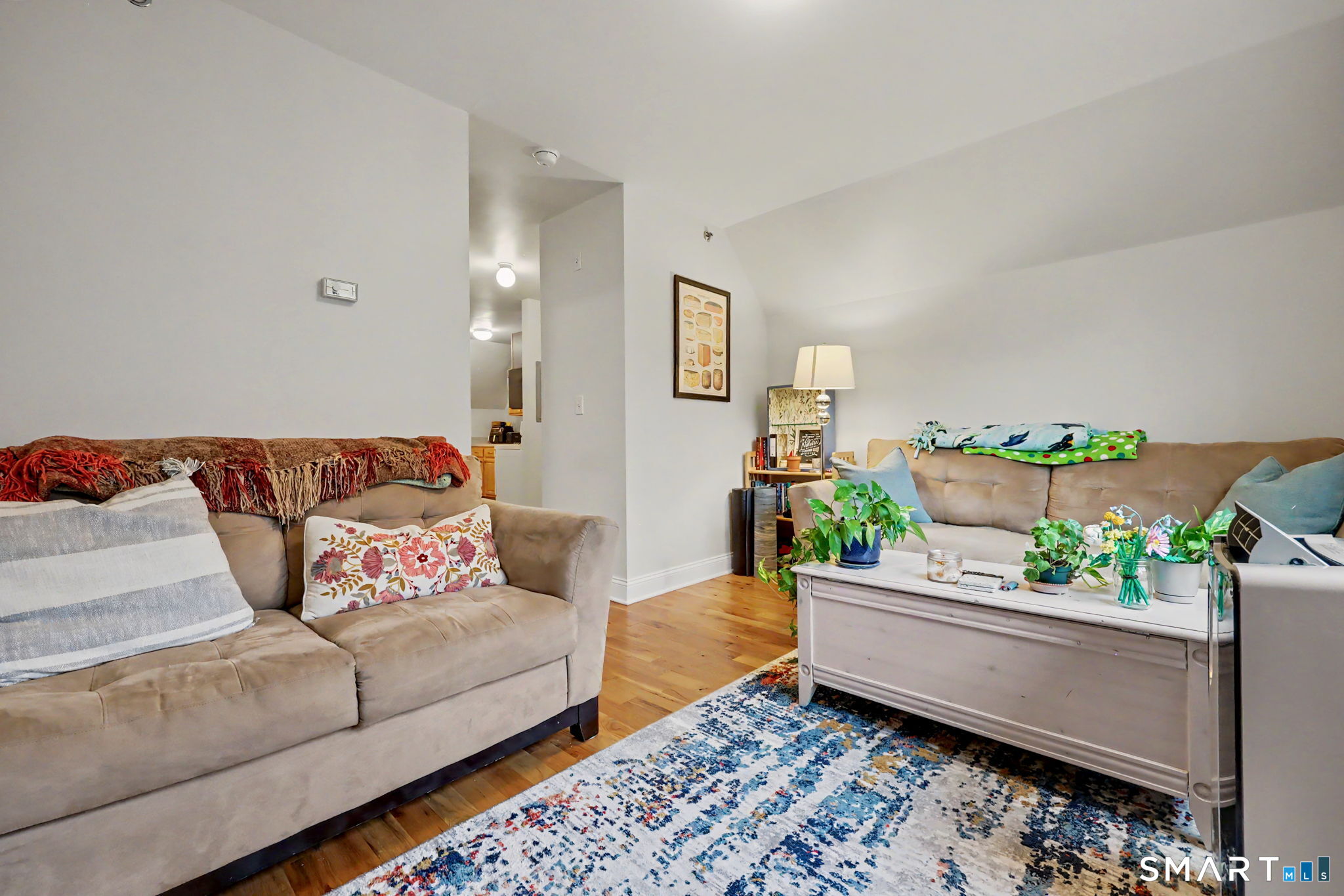 863-865 Brewster Street photo 28