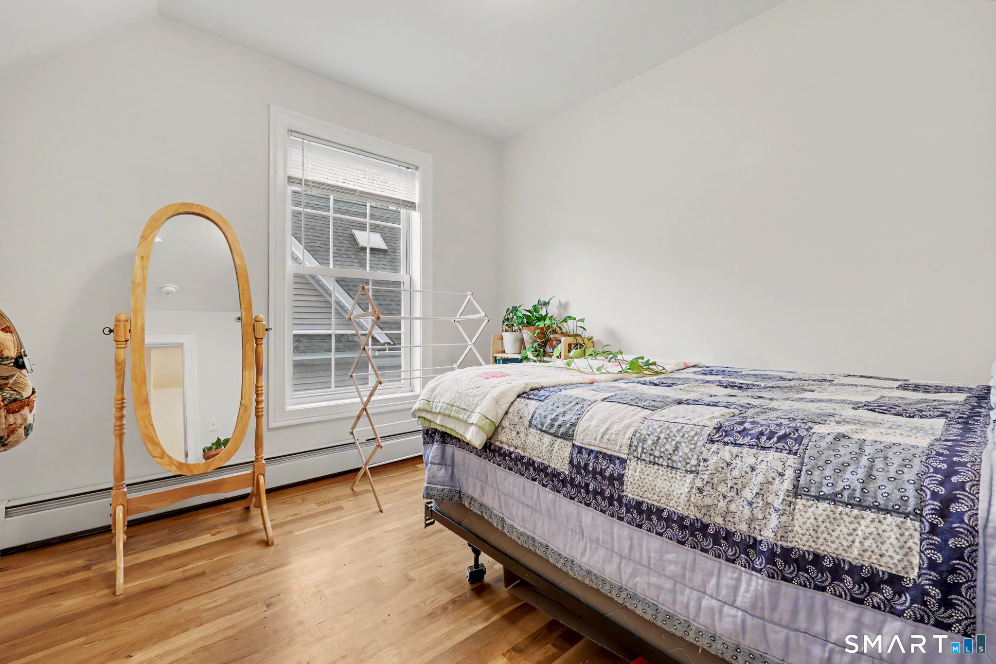 863-865 Brewster Street photo 29