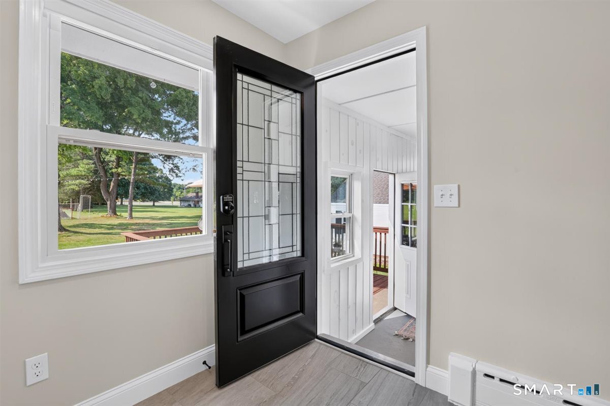 366 Hackmatack Street photo 10