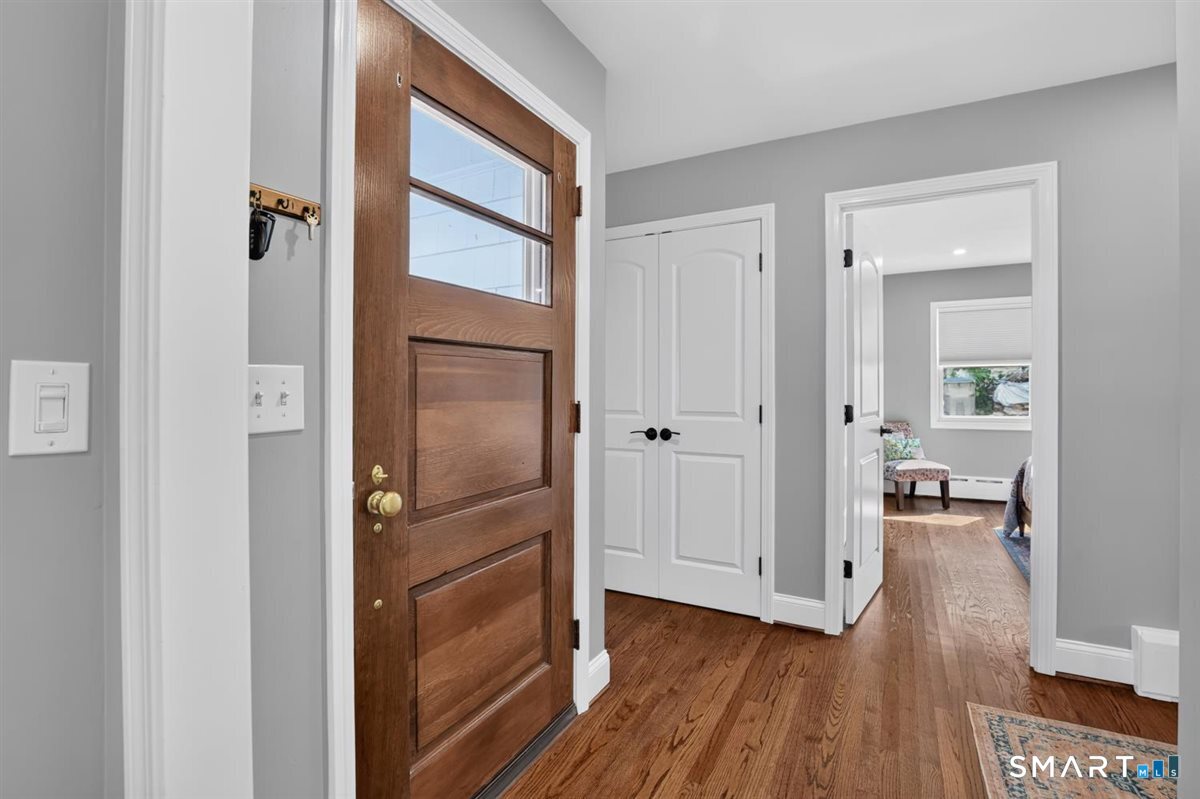 366 Hackmatack Street photo 16