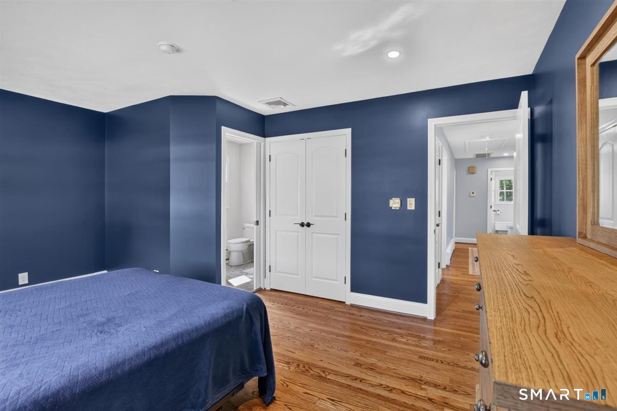 366 Hackmatack Street photo 18