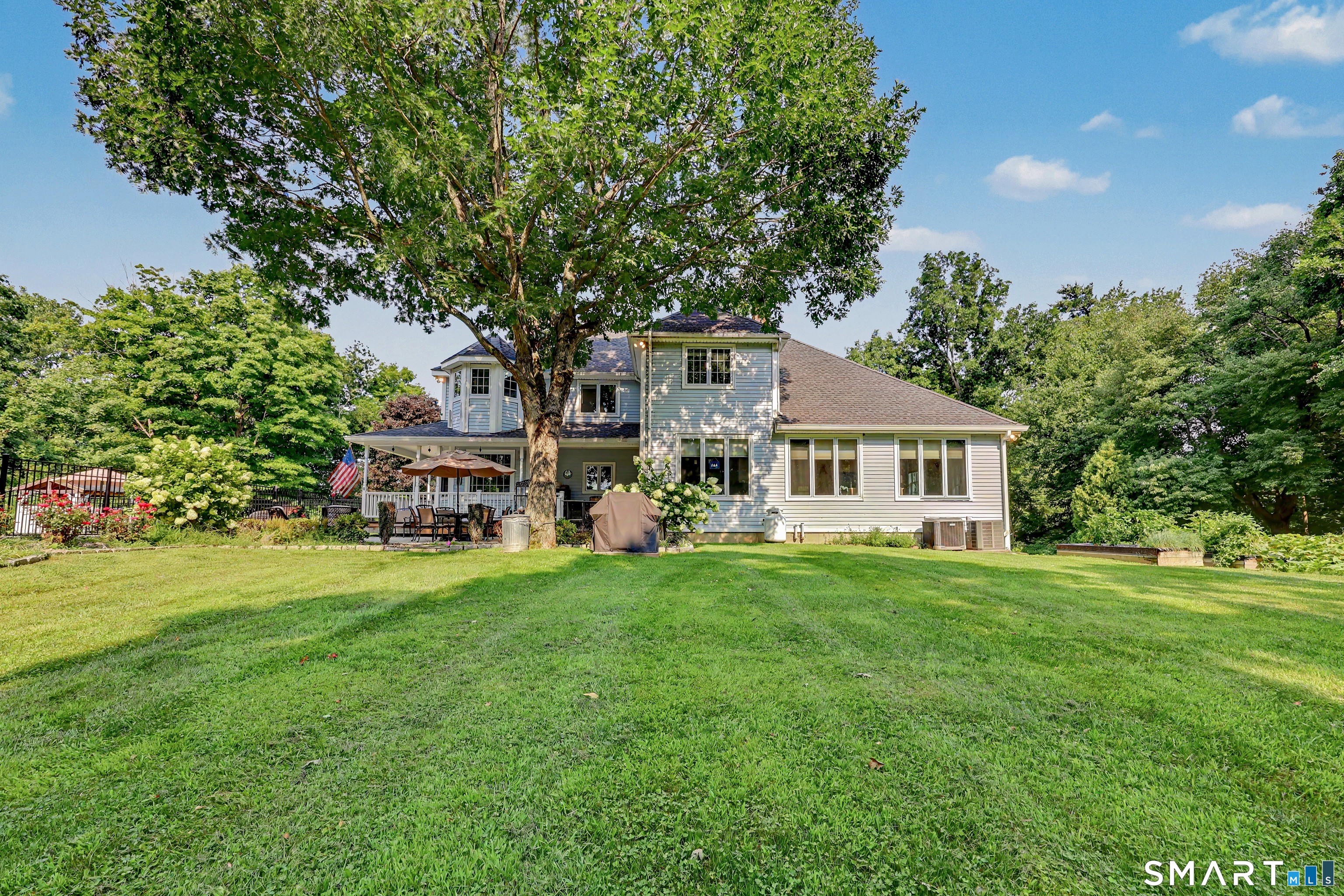 165 Soundview Avenue photo 39