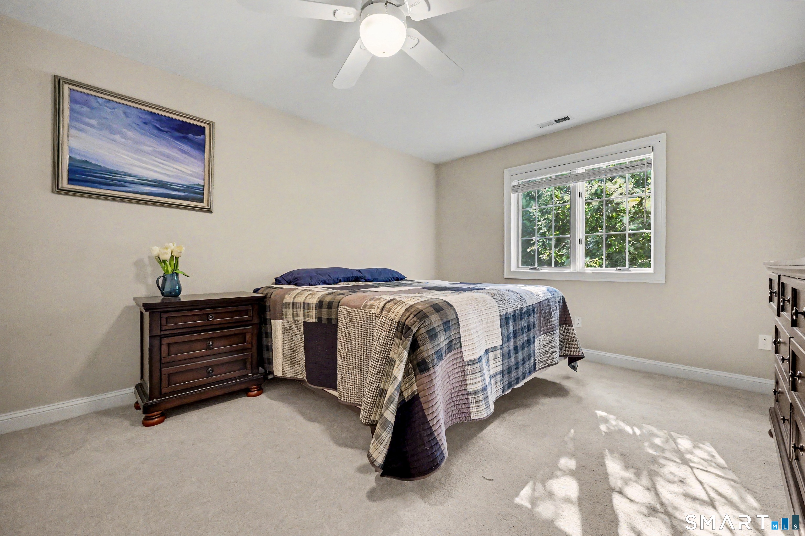 165 Soundview Avenue photo 25