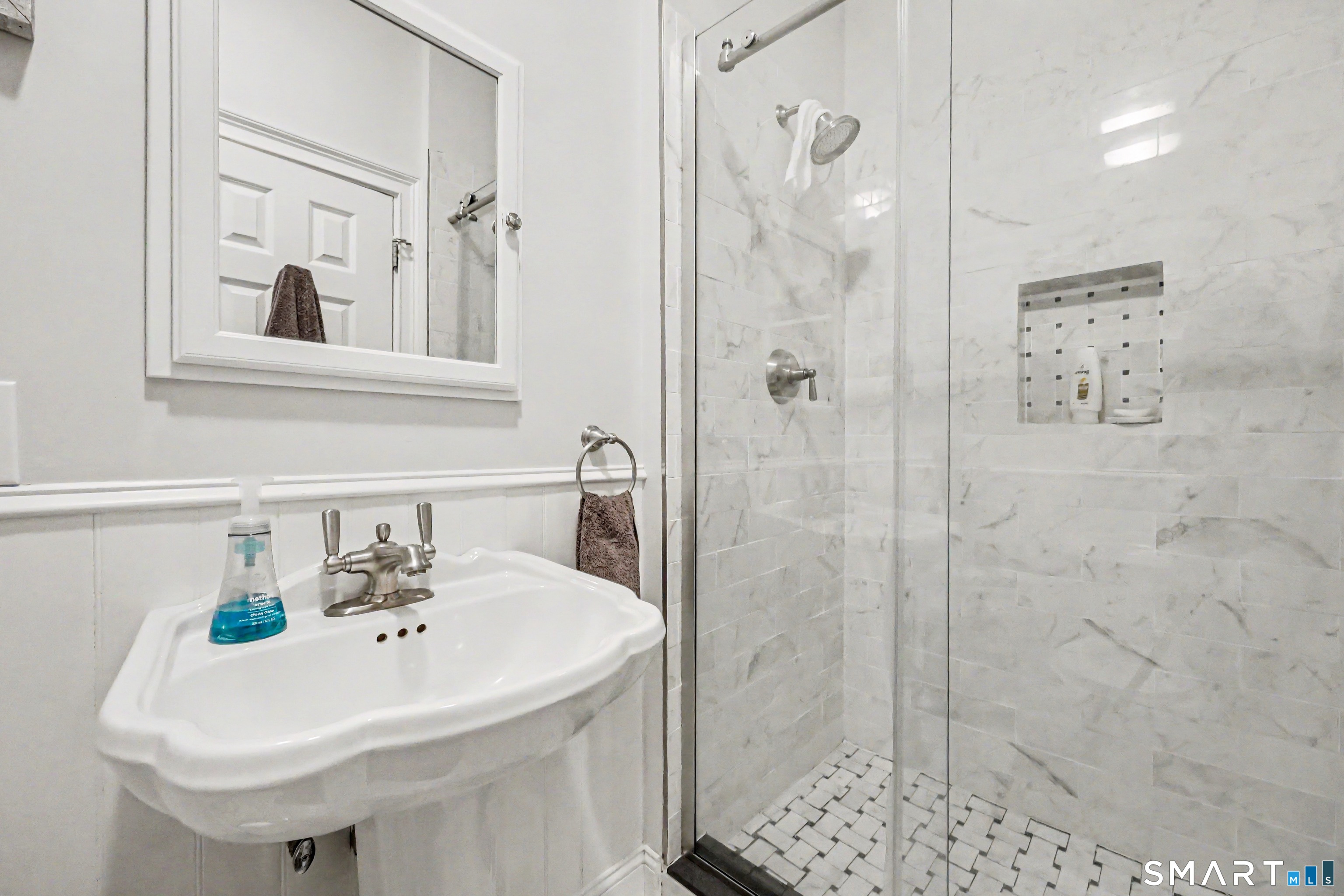 165 Soundview Avenue photo 12