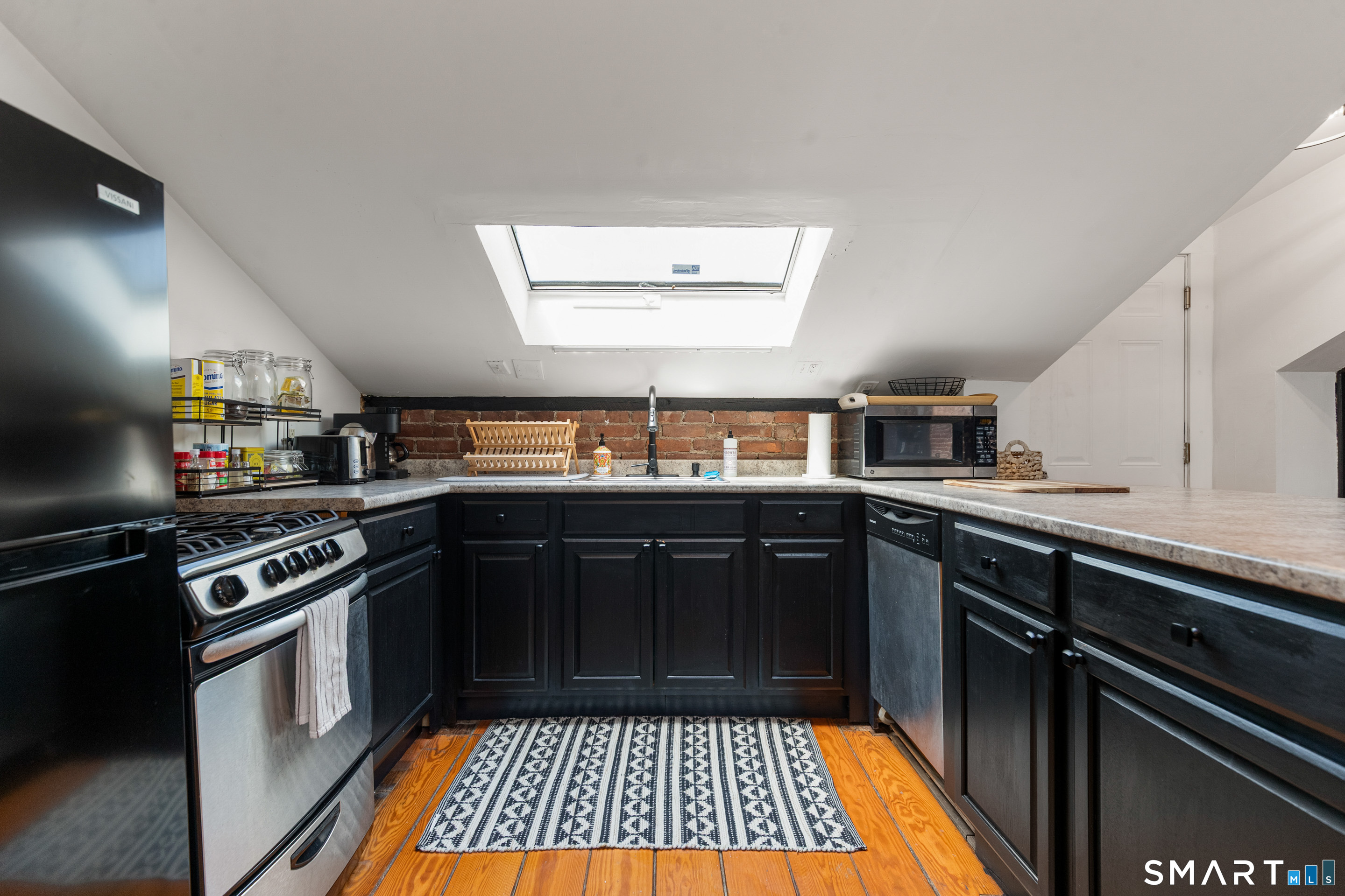 341 Saint John Street photo 11