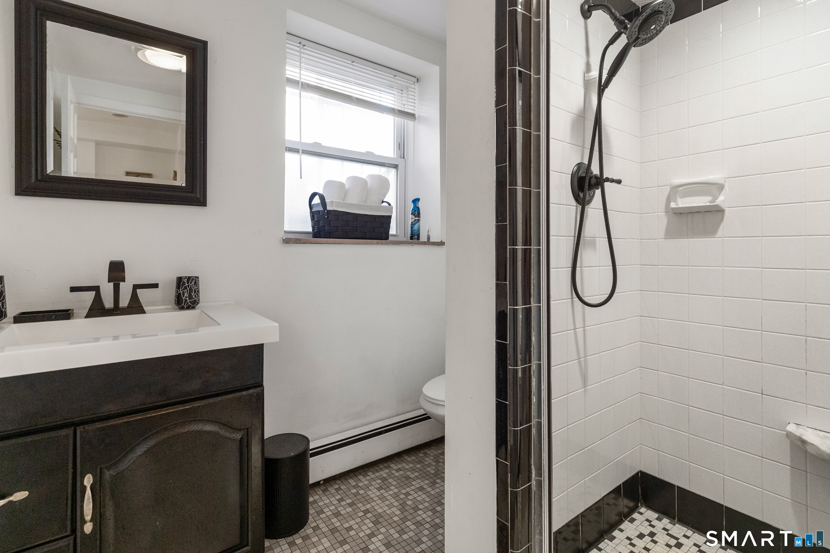 341 Saint John Street photo 18