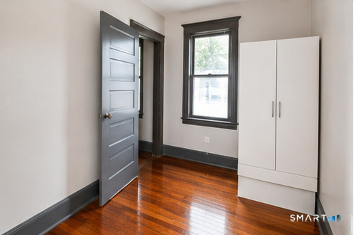 2341 Barnum Avenue Unit #A photo 8