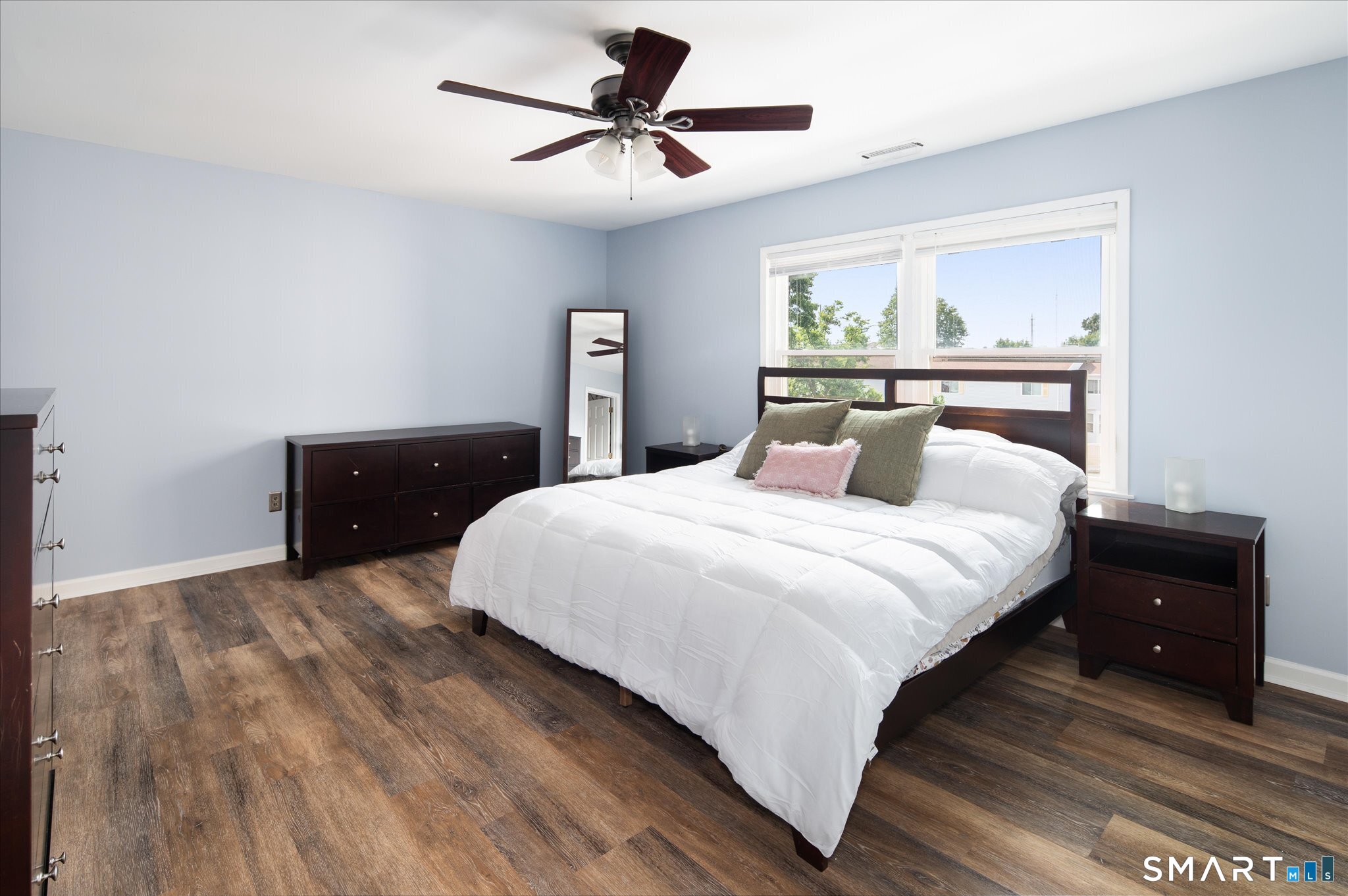 77 Glenbrook Road Unit #407 photo 15