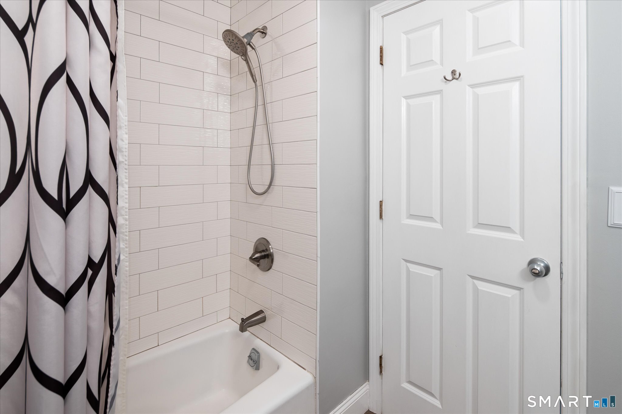 77 Glenbrook Road Unit #407 photo 22