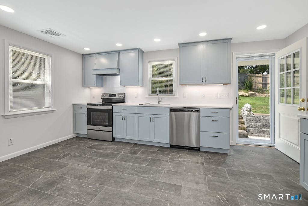 3 Wild Rose Road photo 4
