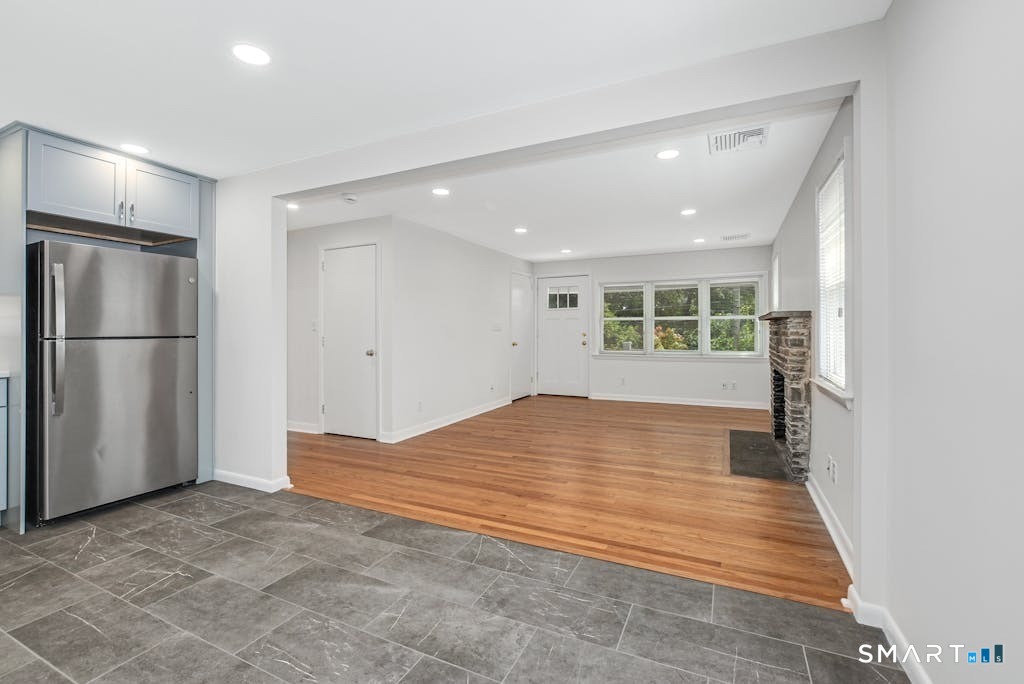 3 Wild Rose Road photo 6