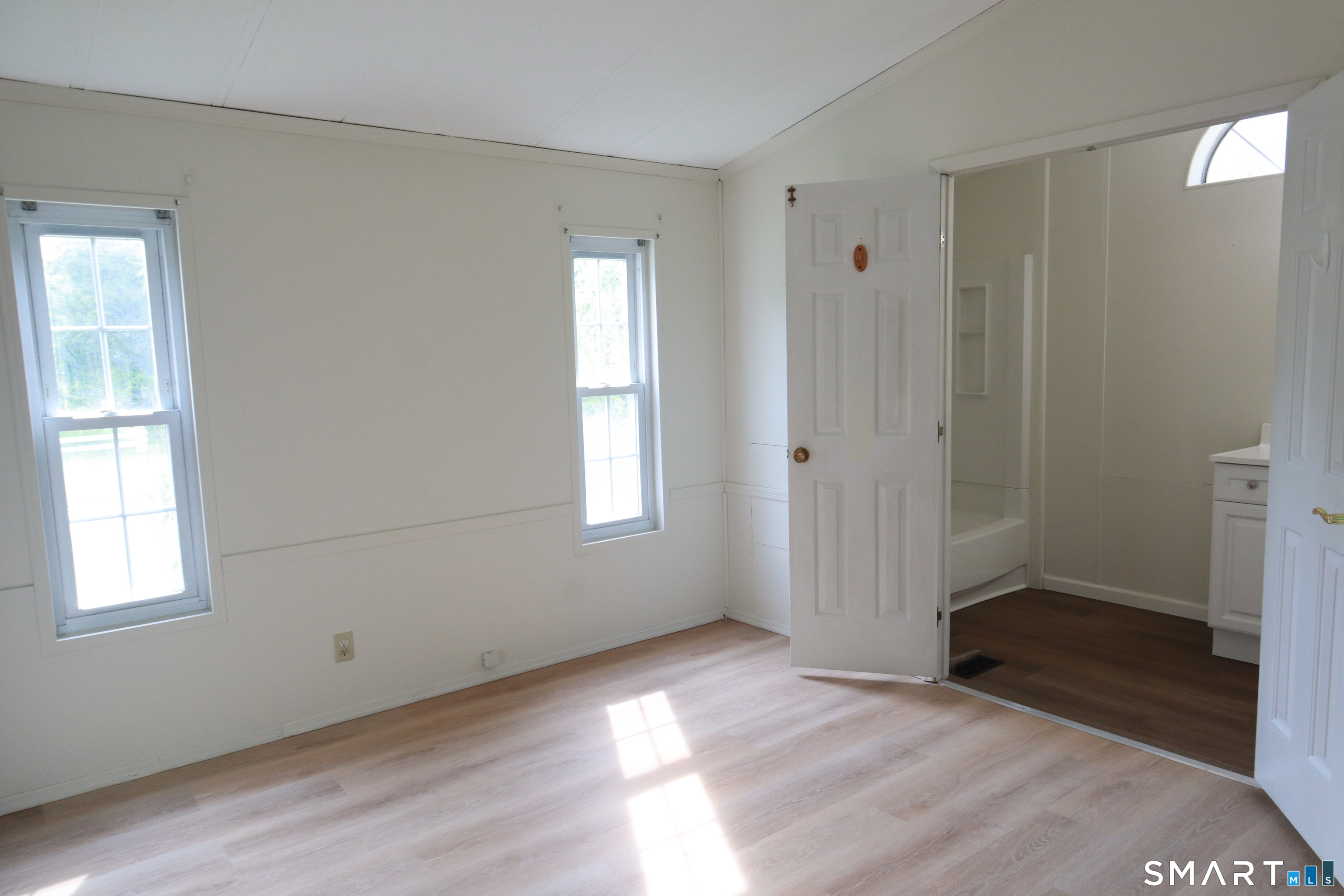 126 Williams Road photo 25