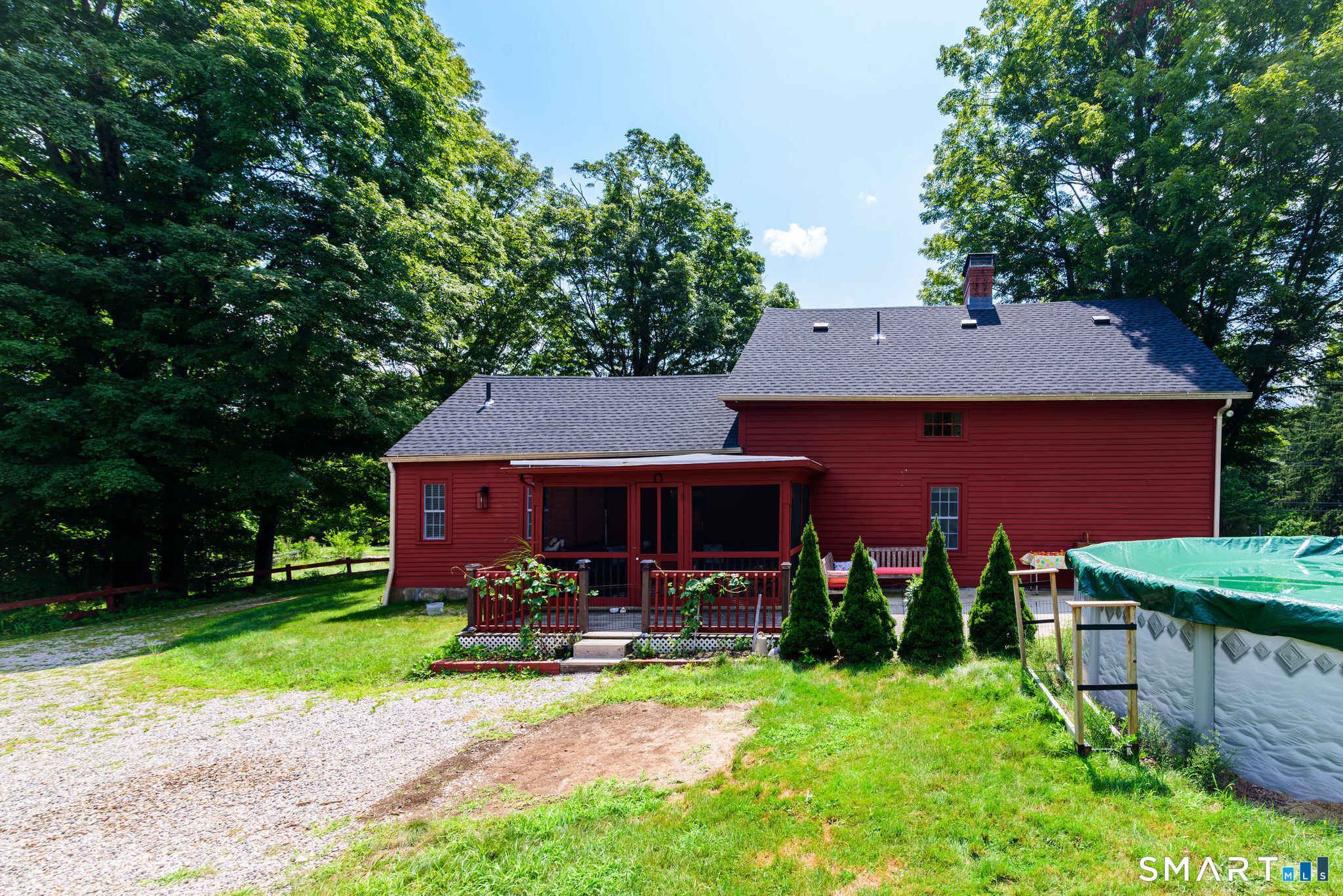 136 Hartford Road photo 32