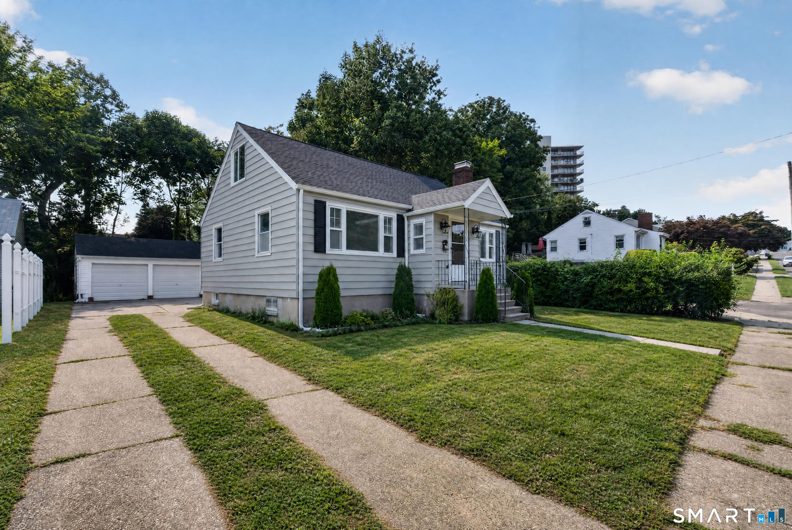 11 Stratfield Place photo 2