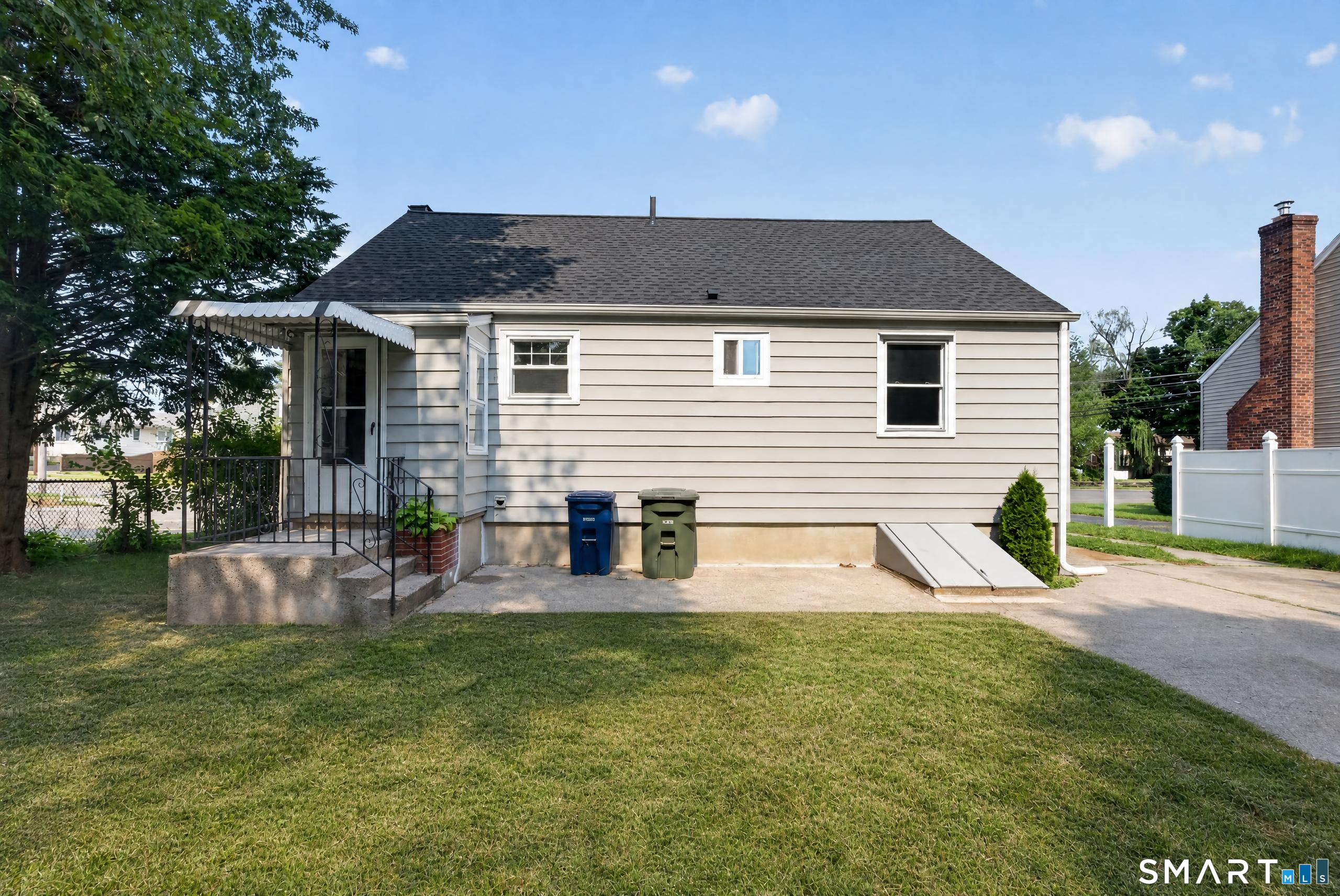 11 Stratfield Place photo 4