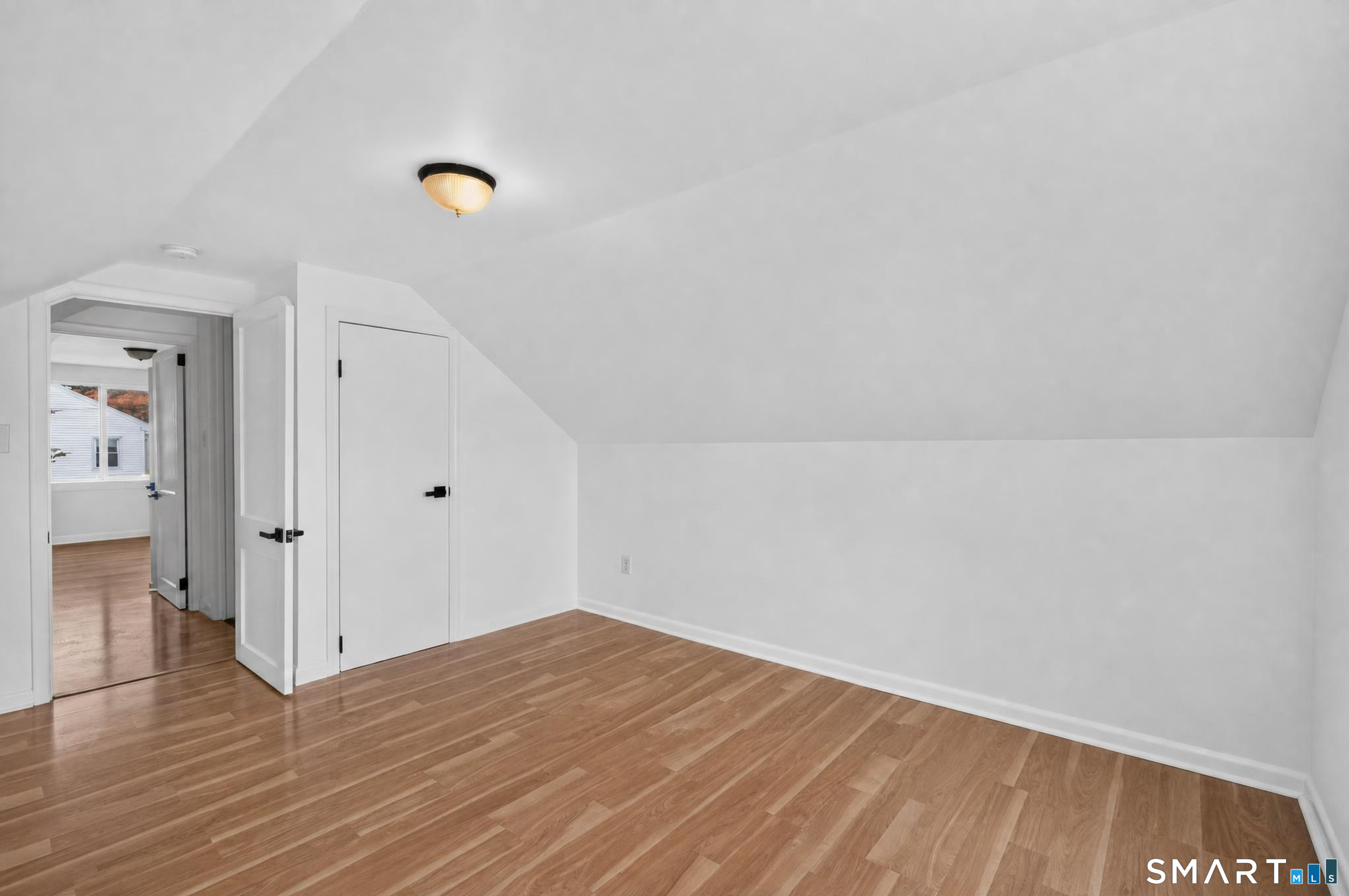 11 Stratfield Place photo 27