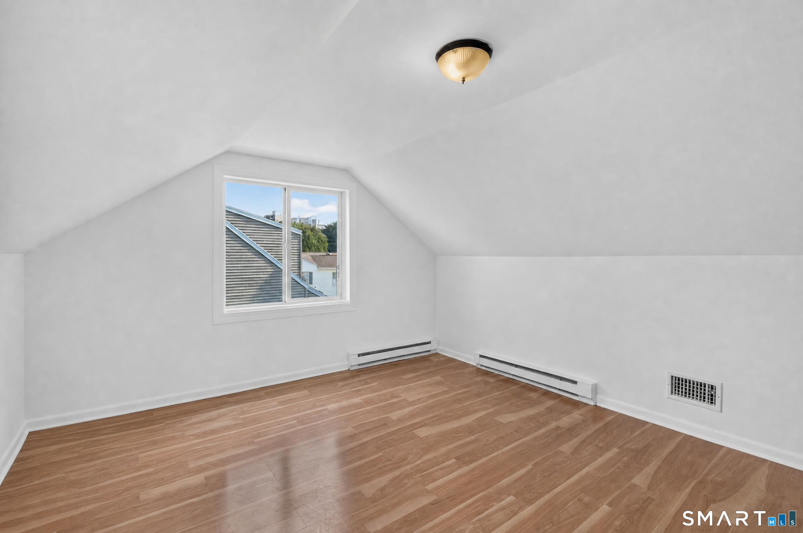 11 Stratfield Place photo 28
