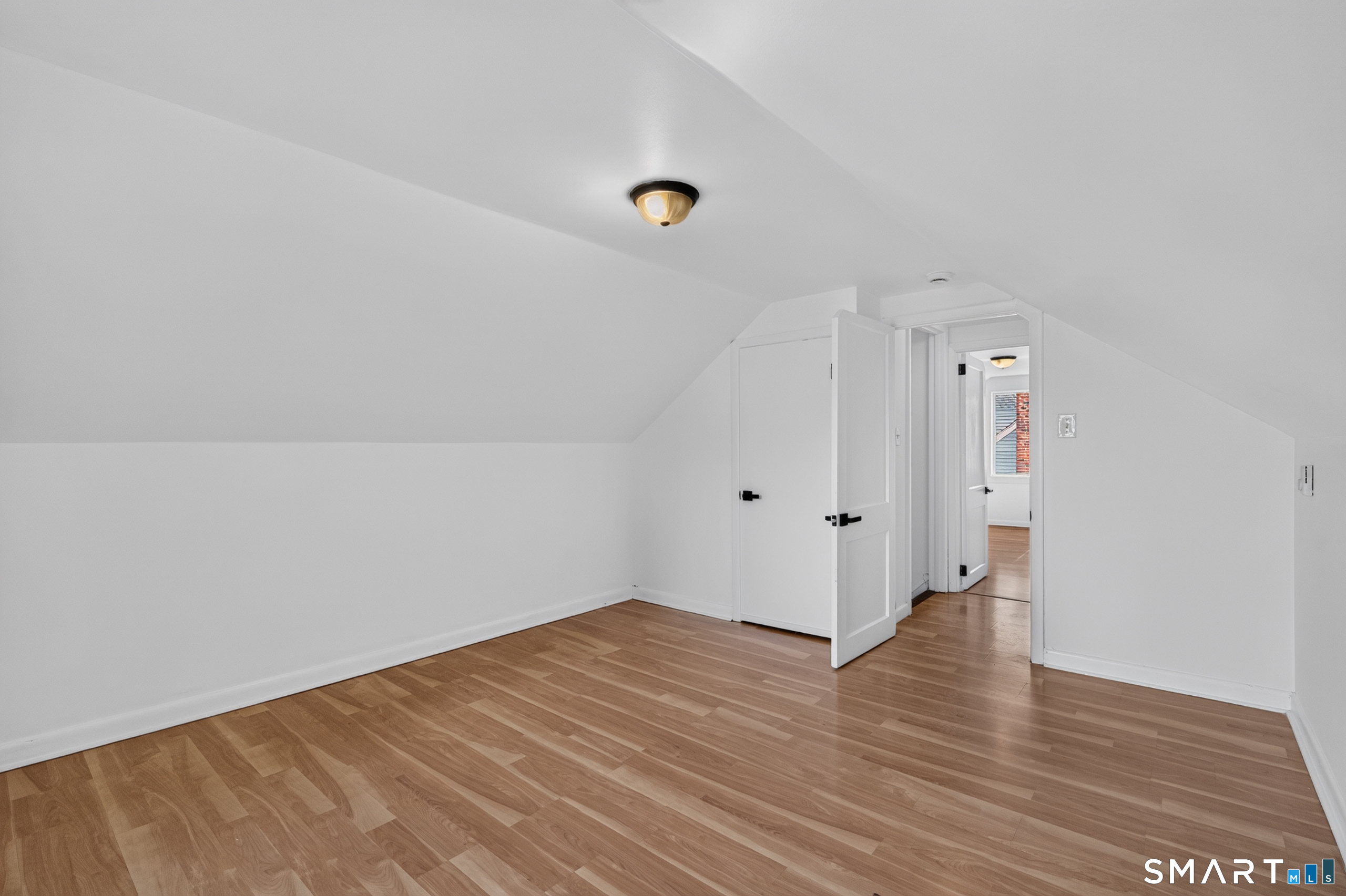 11 Stratfield Place photo 31