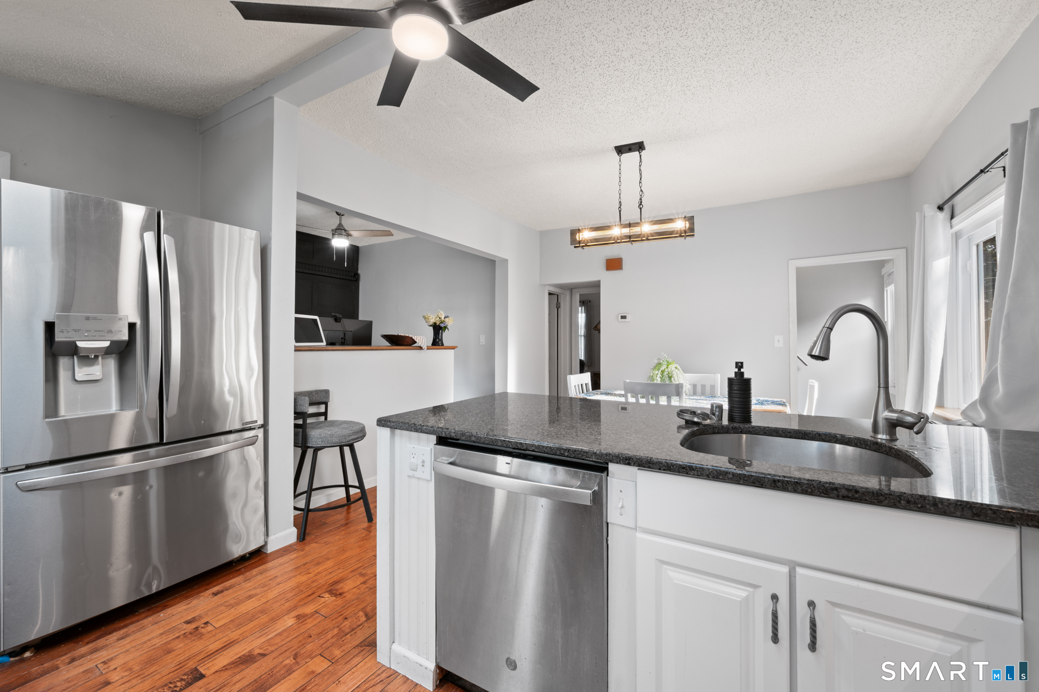 12 Highland Avenue photo 6