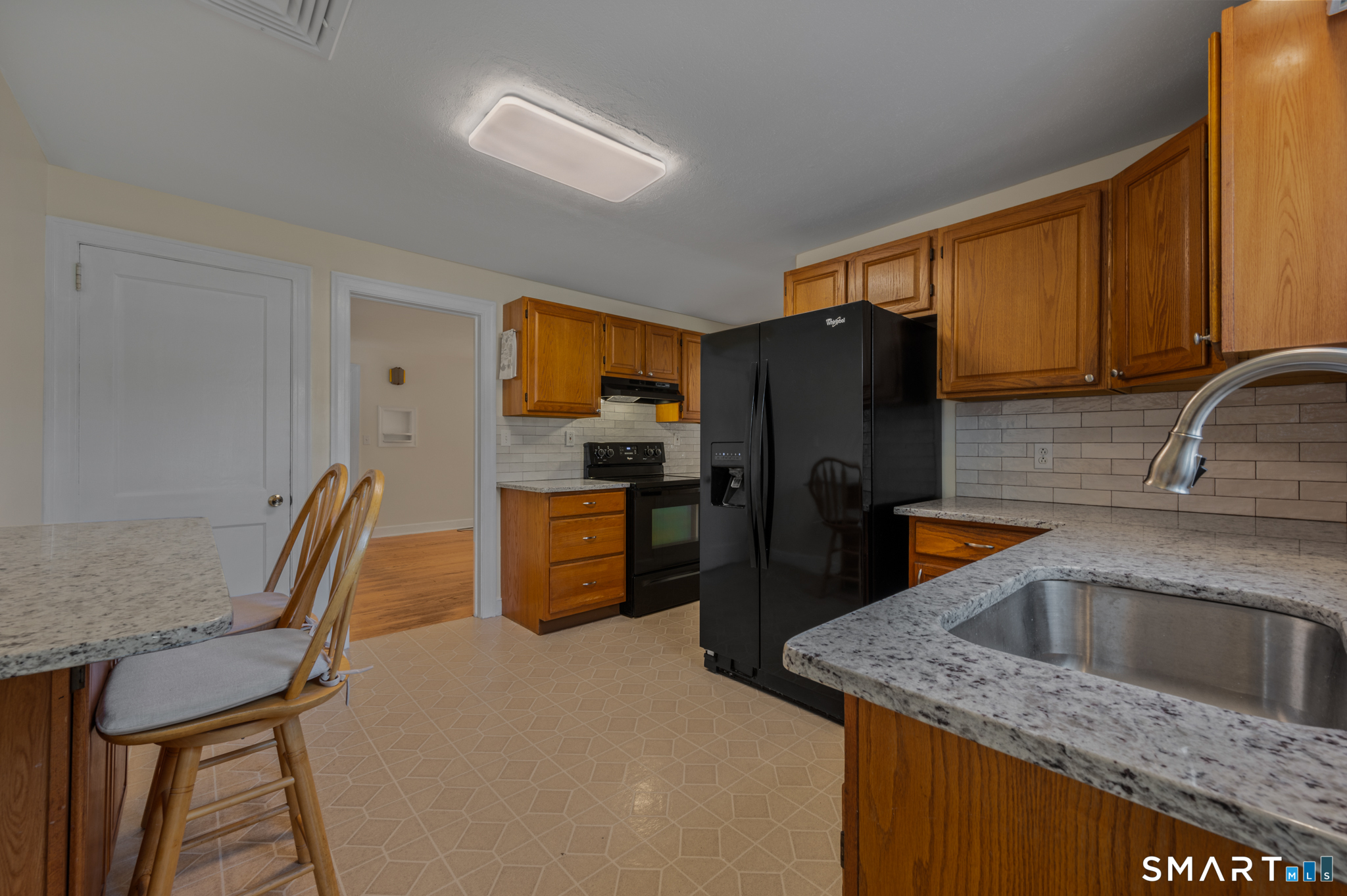 177 Barbara Road photo 11