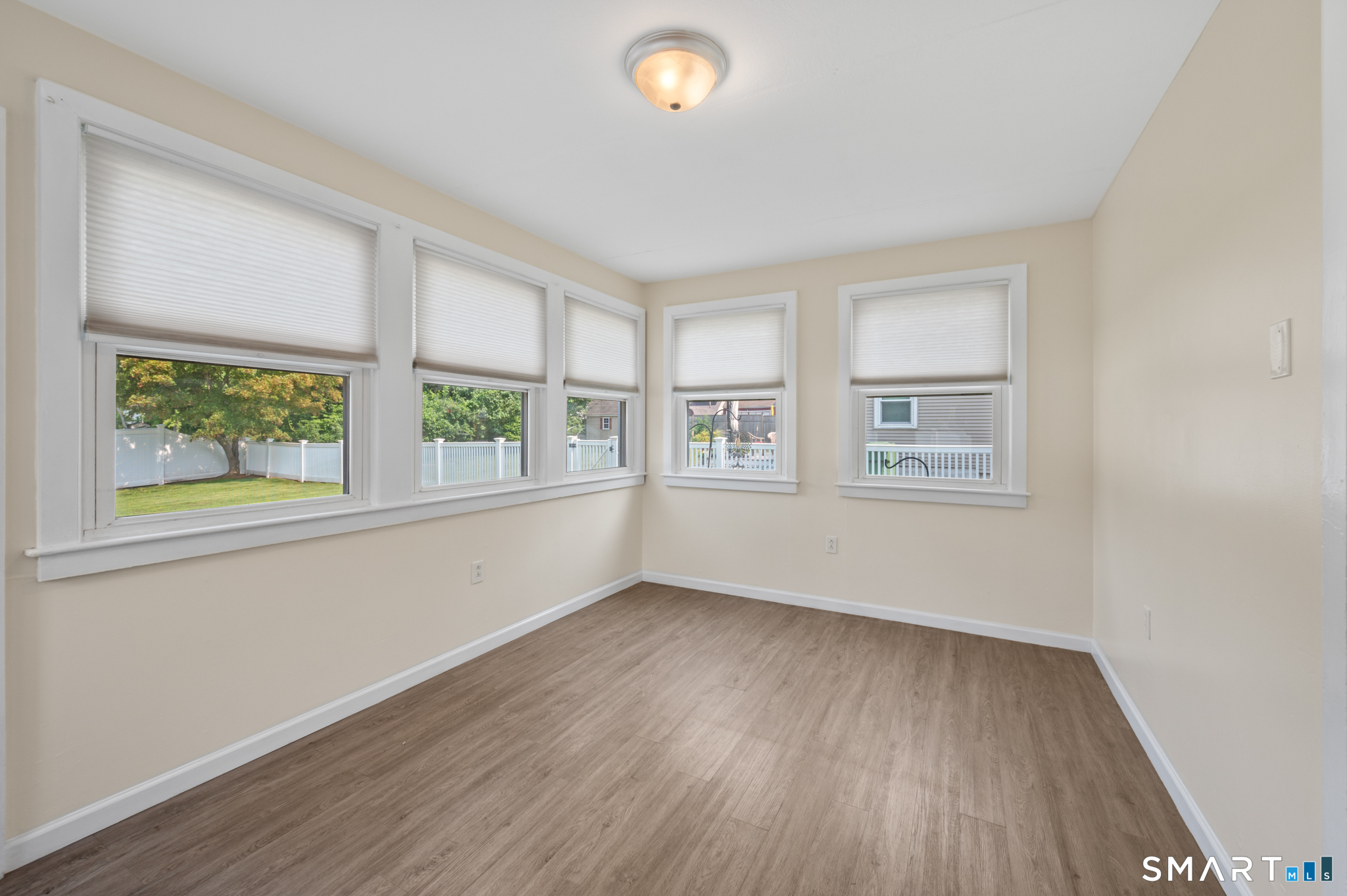 177 Barbara Road photo 16