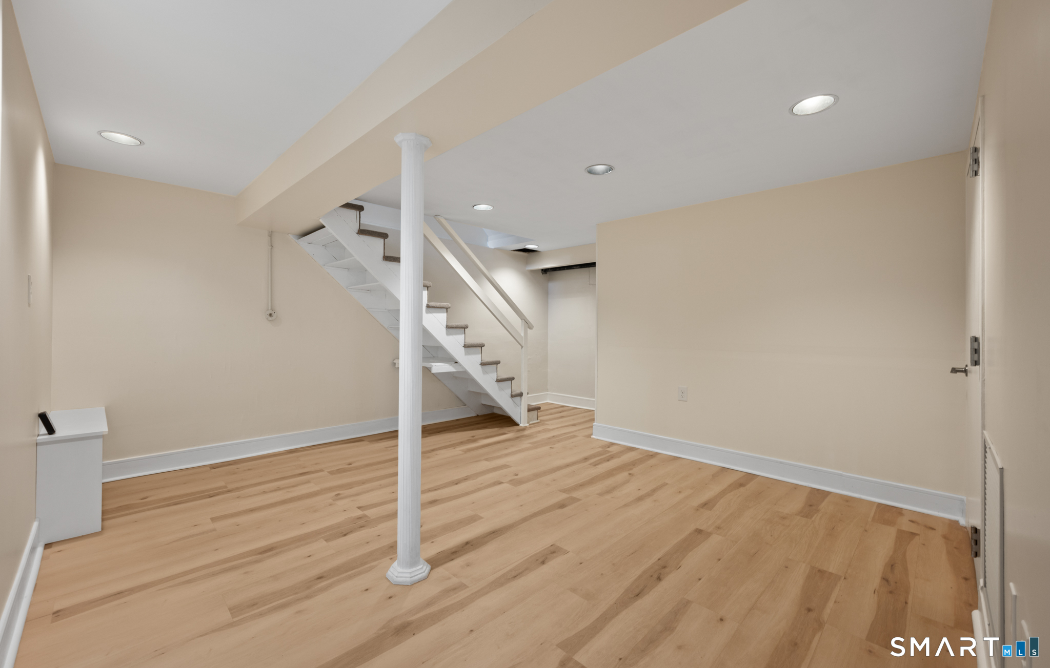 177 Barbara Road photo 28