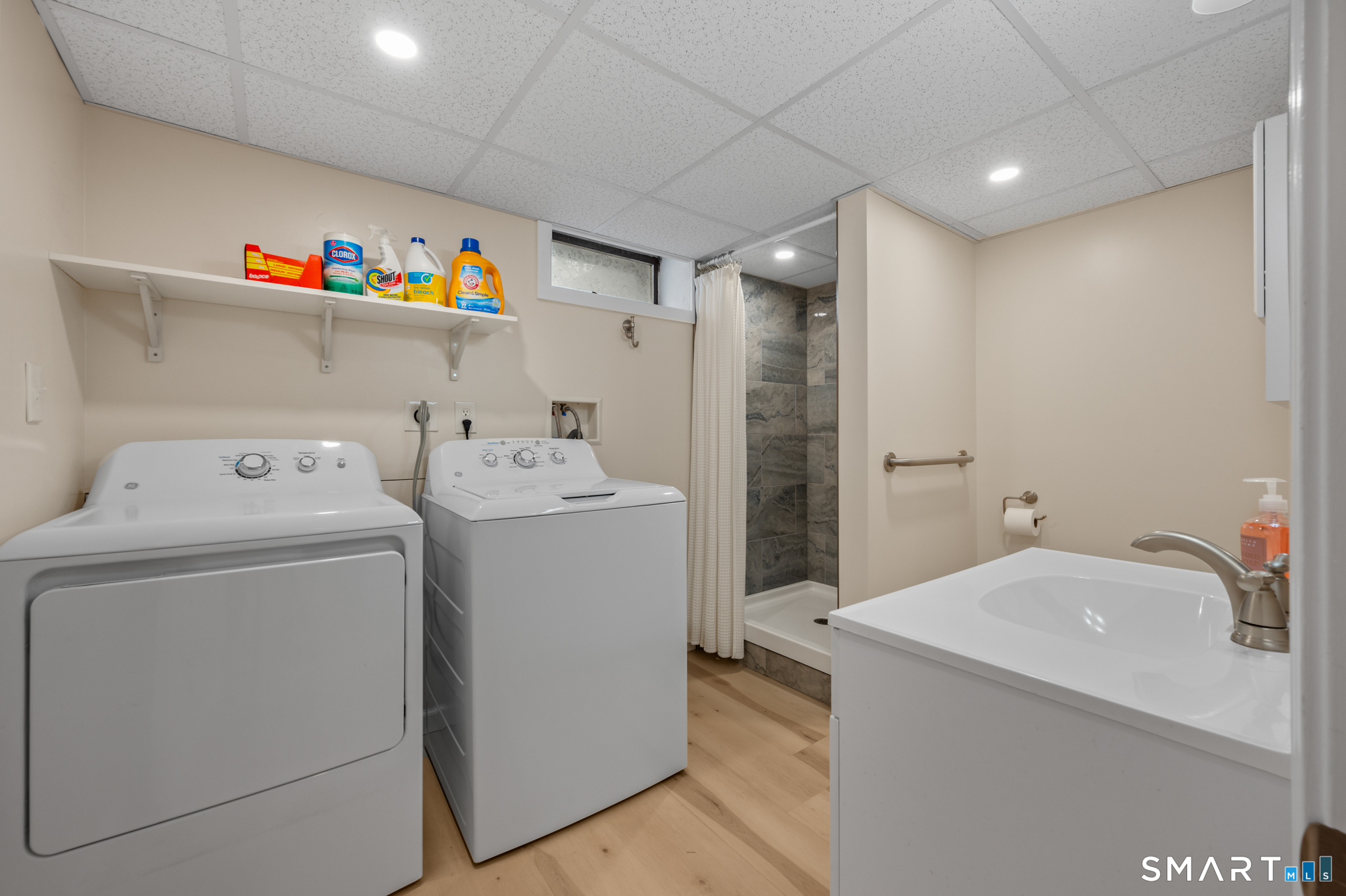 177 Barbara Road photo 33