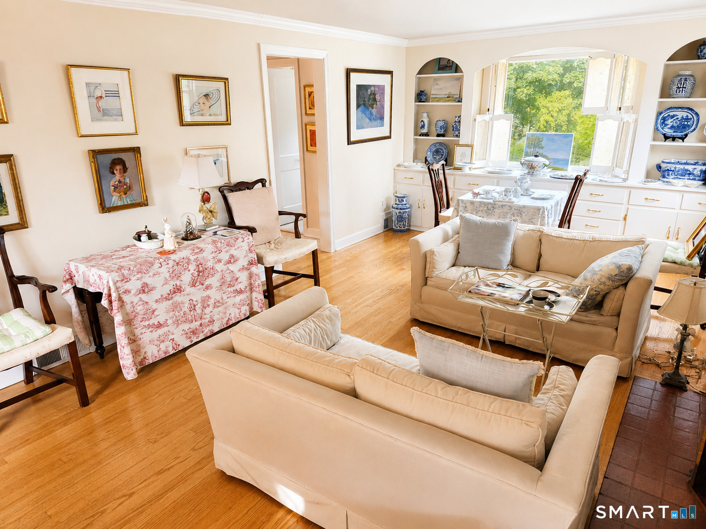 68 Farmingdale Road photo 6