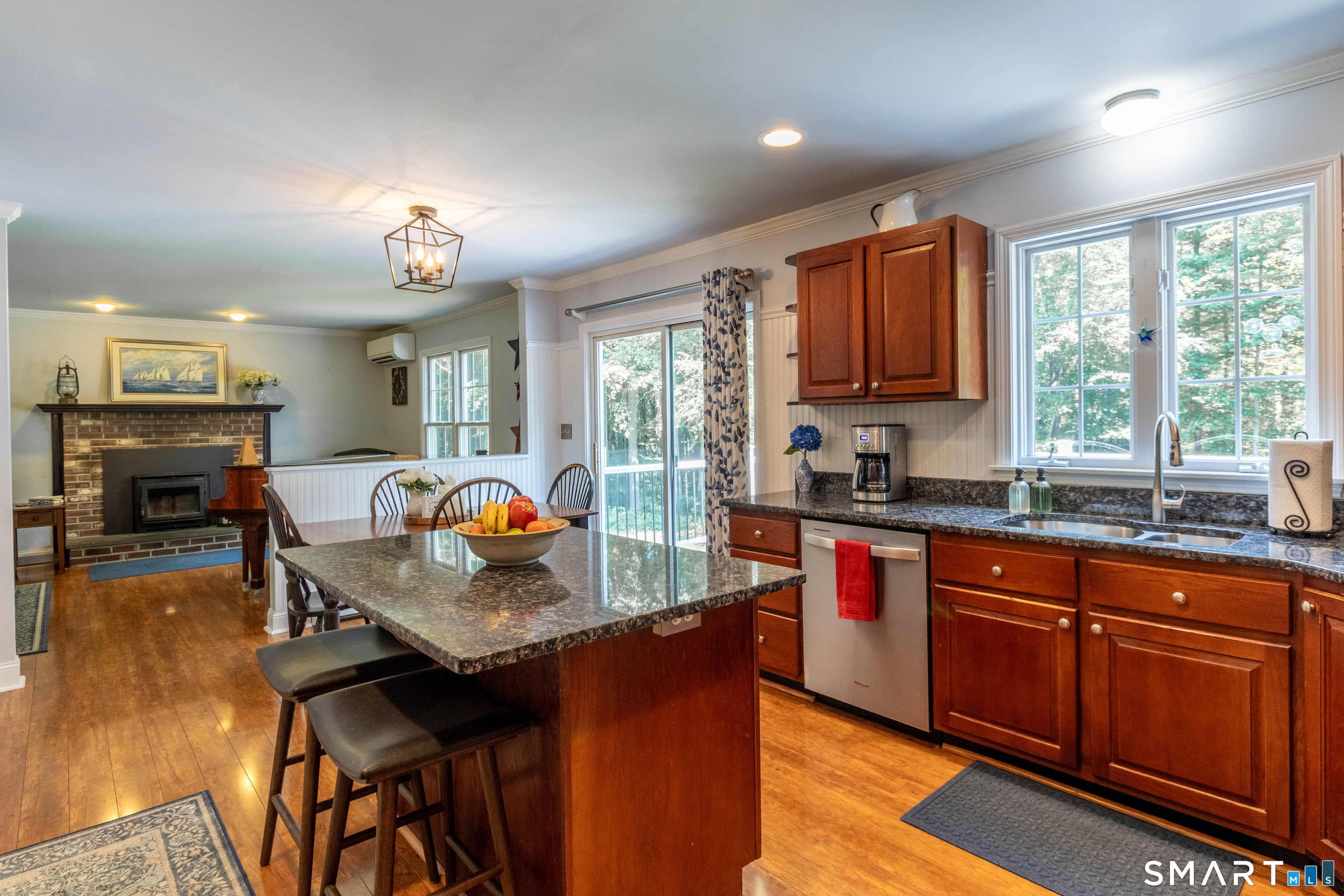 99 Fox Ridge Drive photo 6