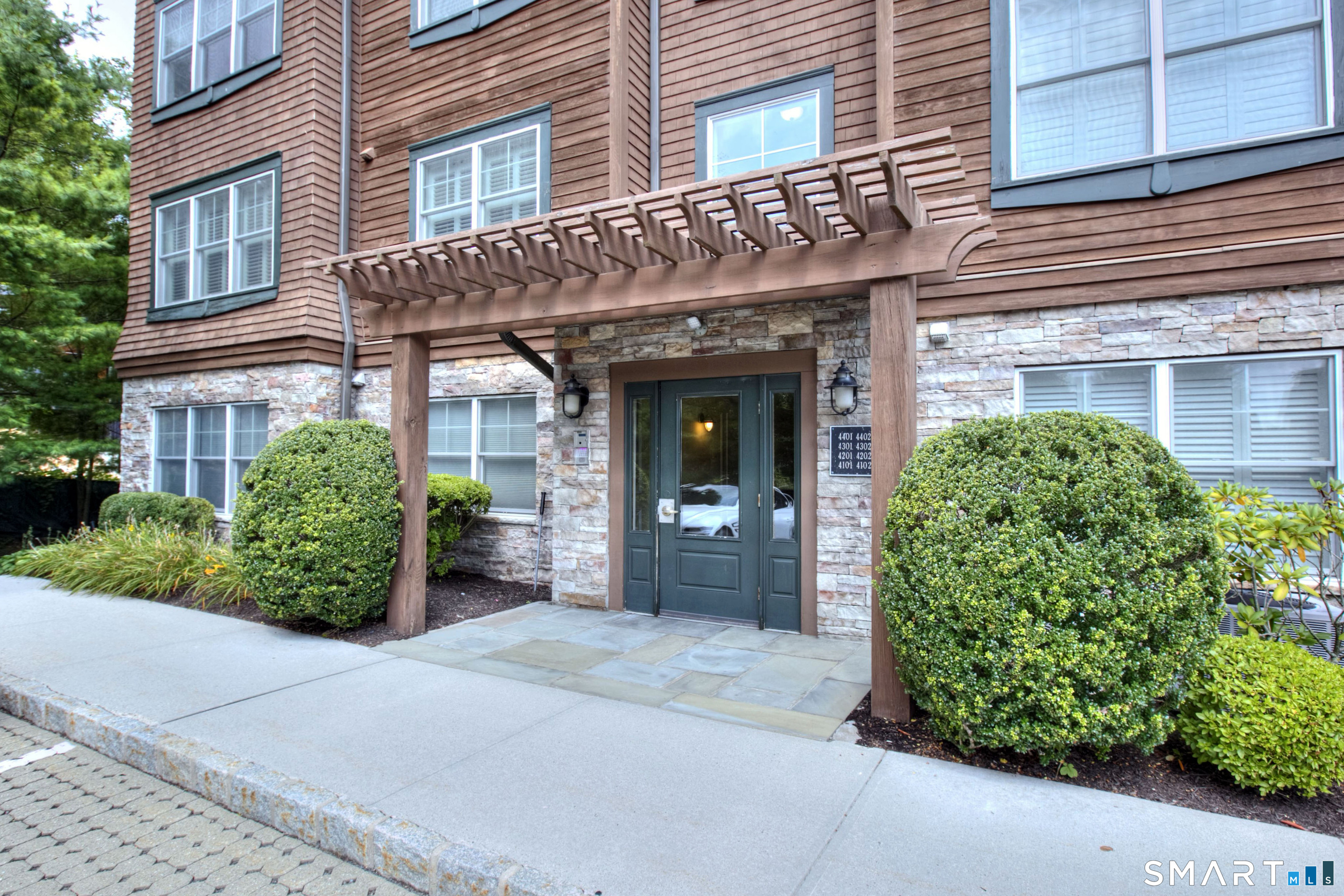 16 Hayestown Road Unit #D201 photo 32