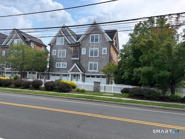 449 New Haven Avenue photo 2