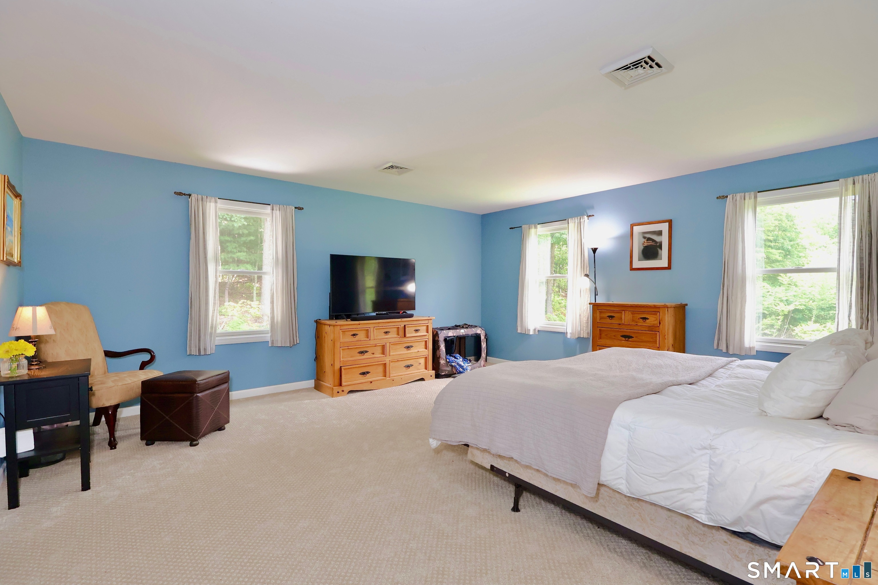 169 Indian Trail Road photo 22